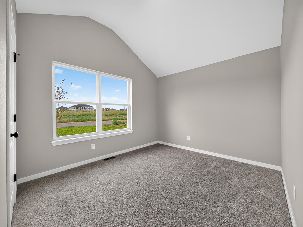 585 Bailiwick Drive Property Photo 9