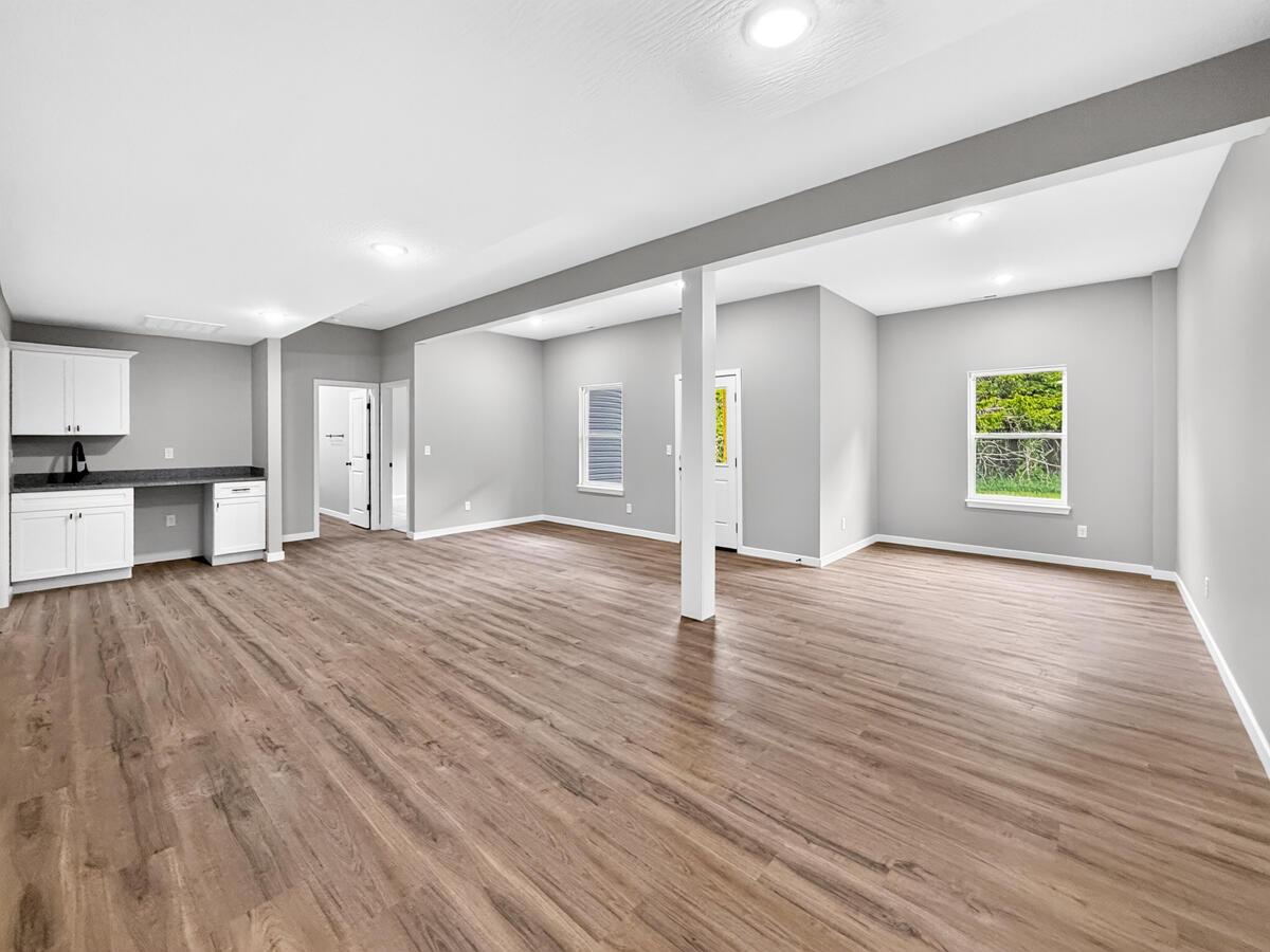 585 Bailiwick Drive Property Photo 12
