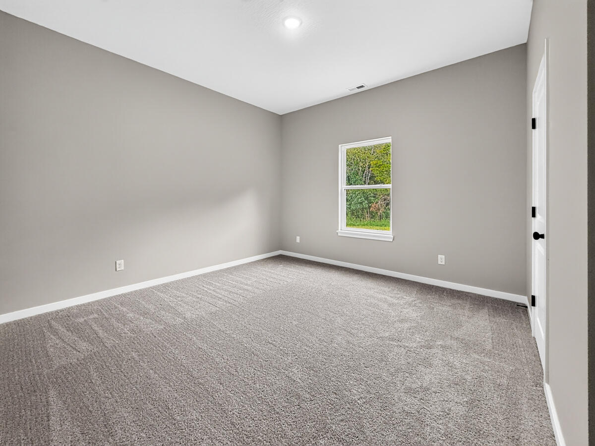 585 Bailiwick Drive Property Photo 13