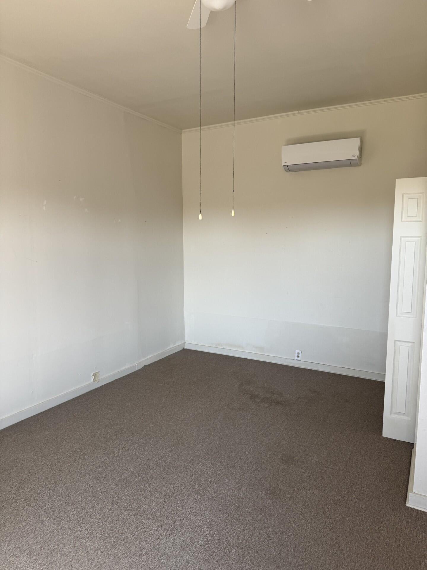 7637 North Street Property Photo 18