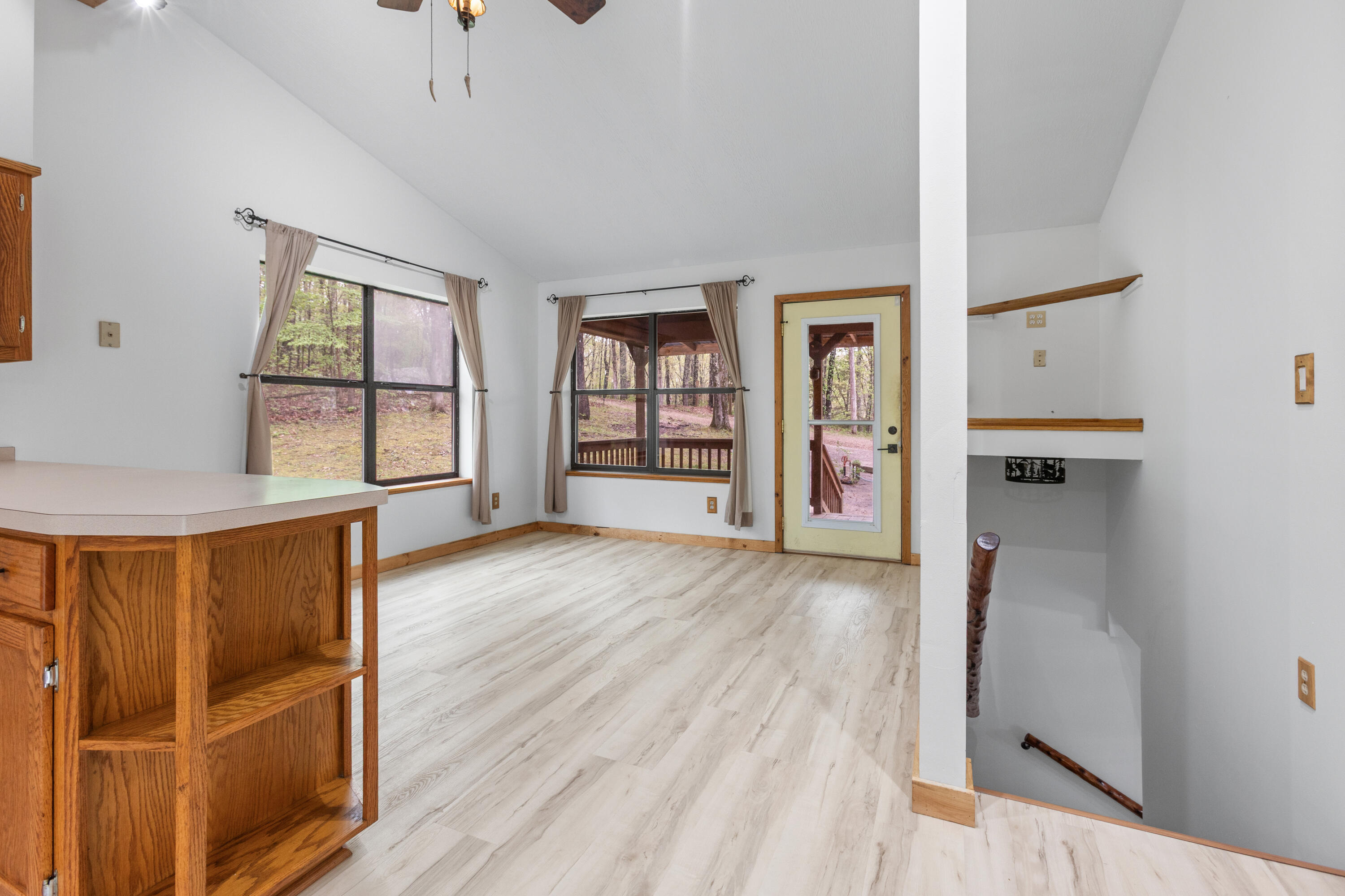 250 Little Road Lane Property Photo 10