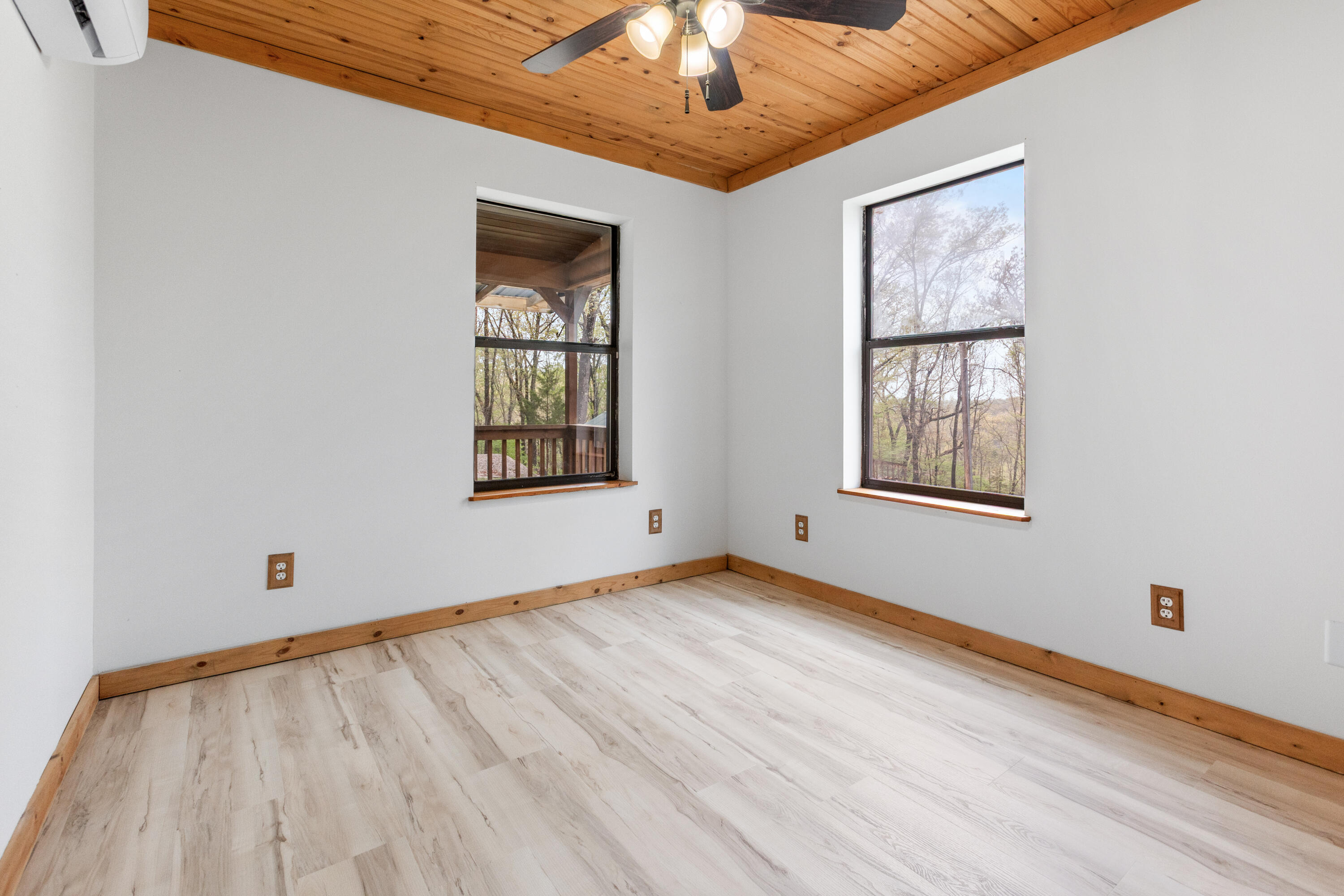 250 Little Road Lane Property Photo 16