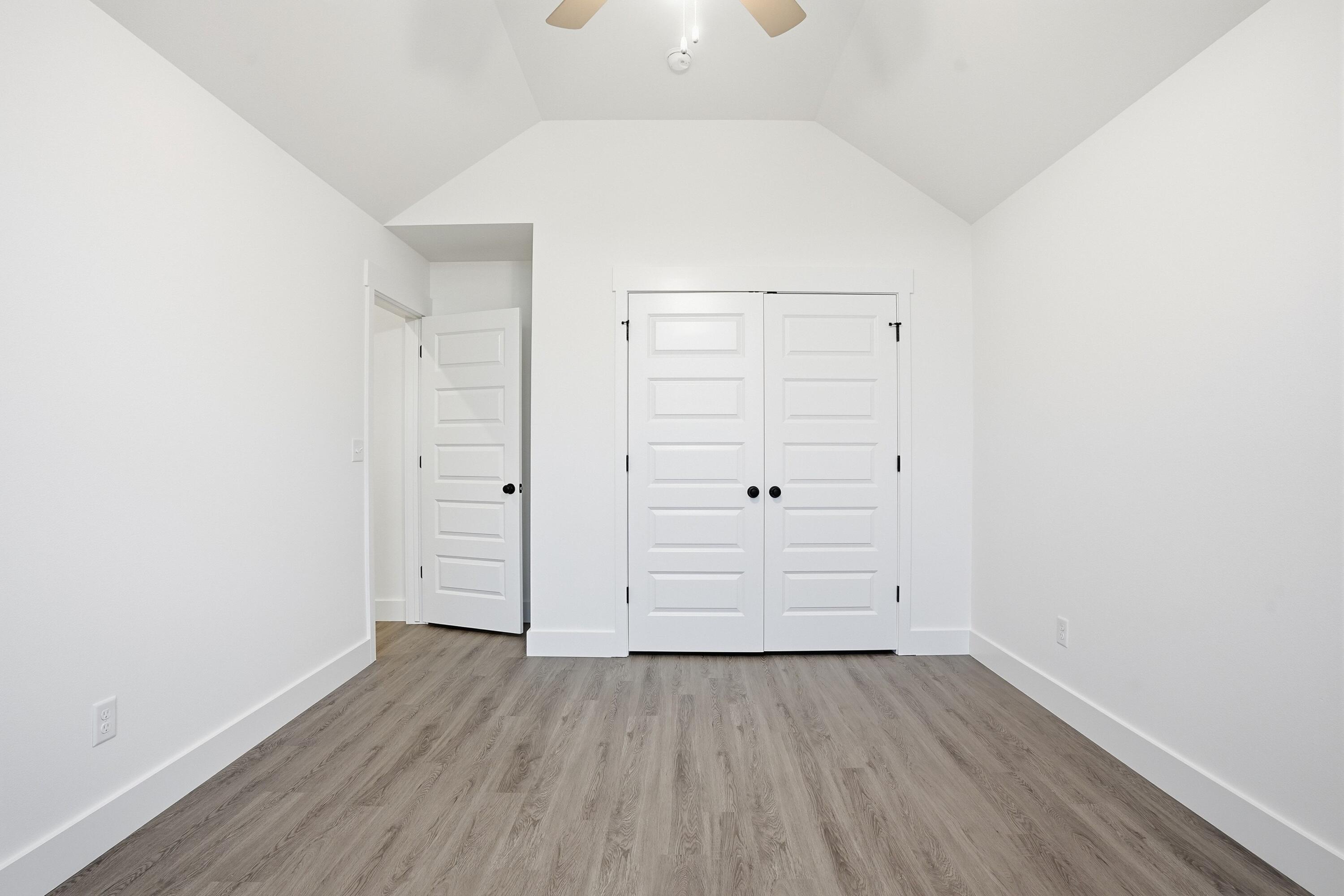 5218 South Morgan Avenue Property Photo 5