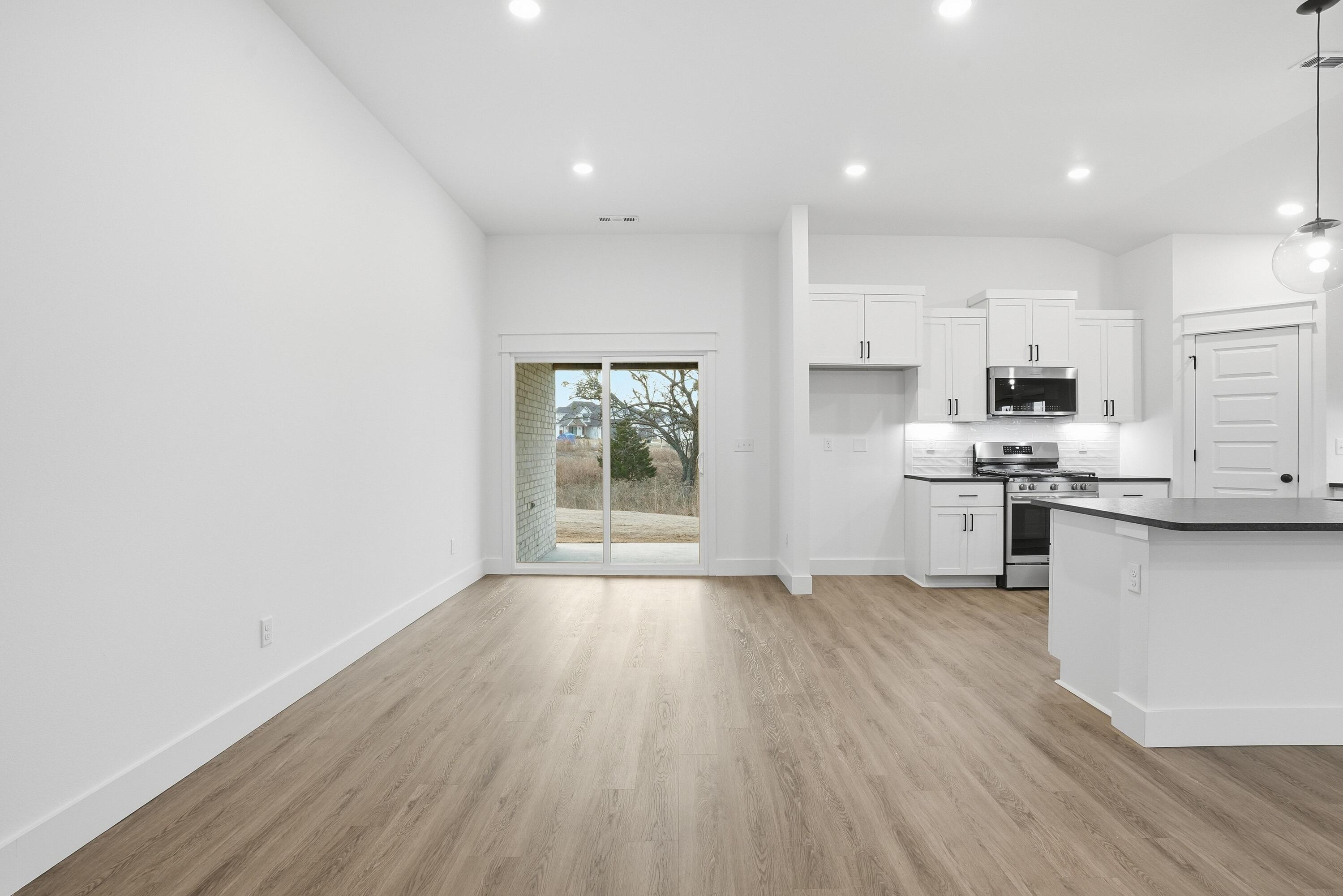 5218 South Morgan Avenue Property Photo 17
