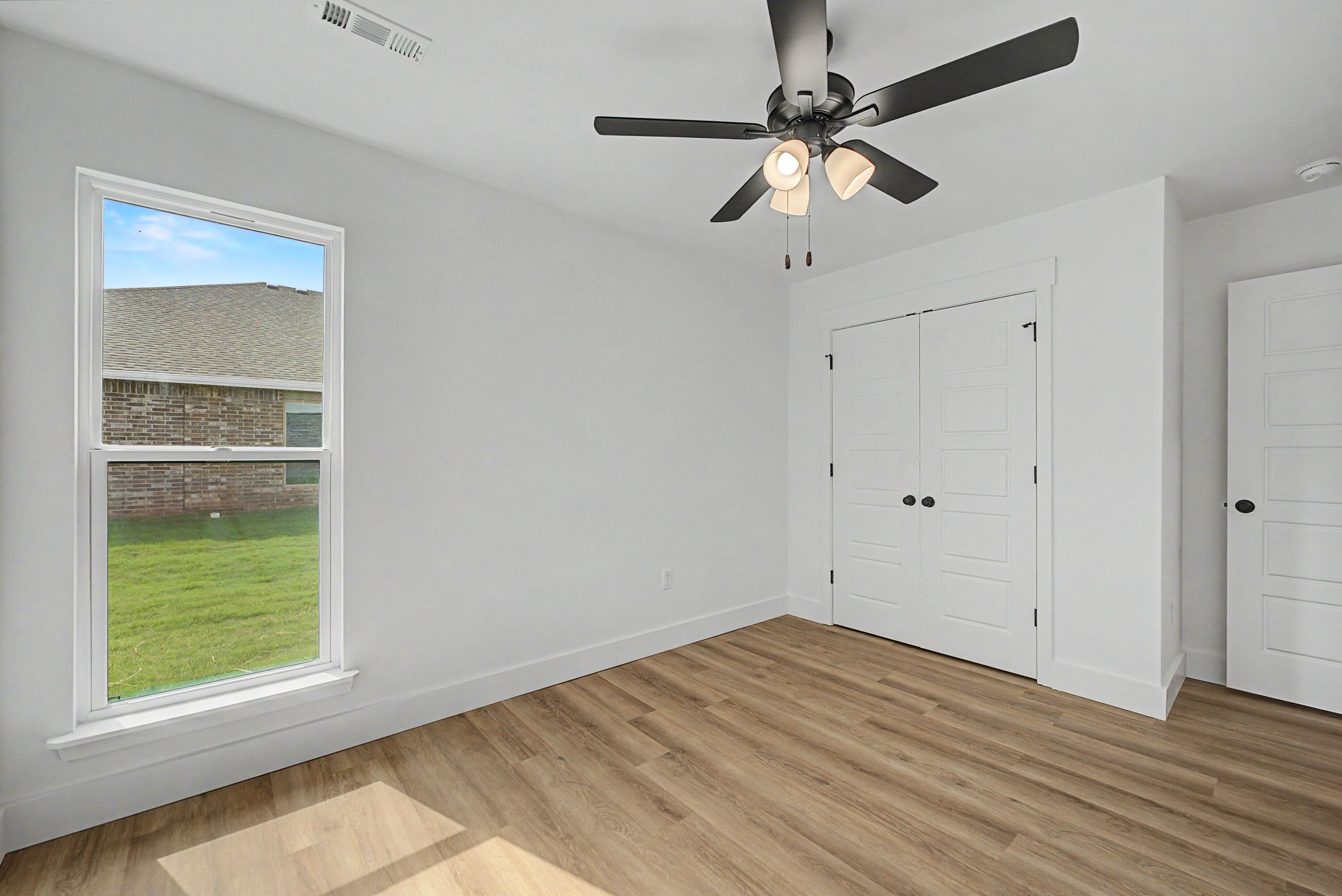 5218 South Morgan Avenue Property Photo 23