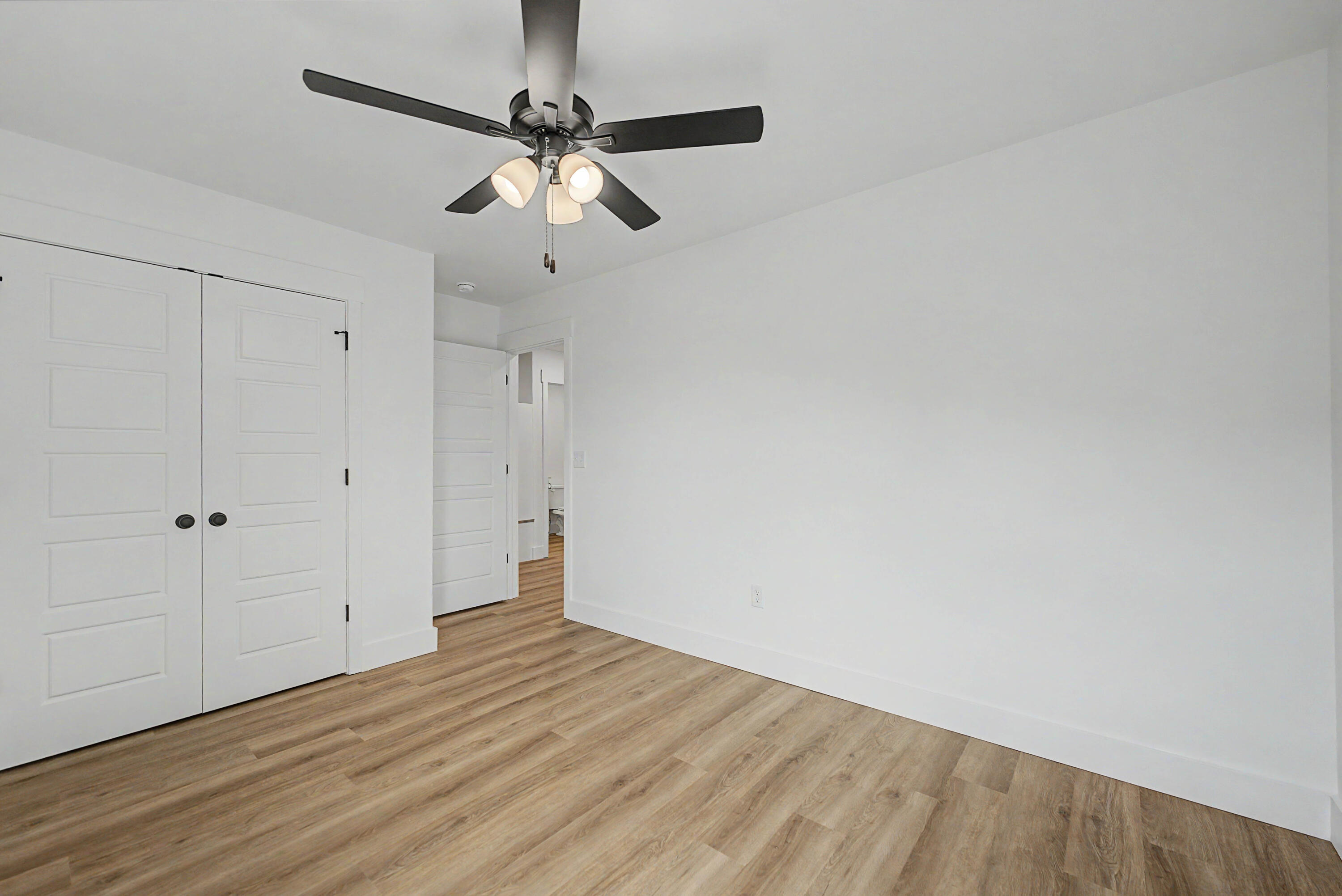 5218 South Morgan Avenue Property Photo 24