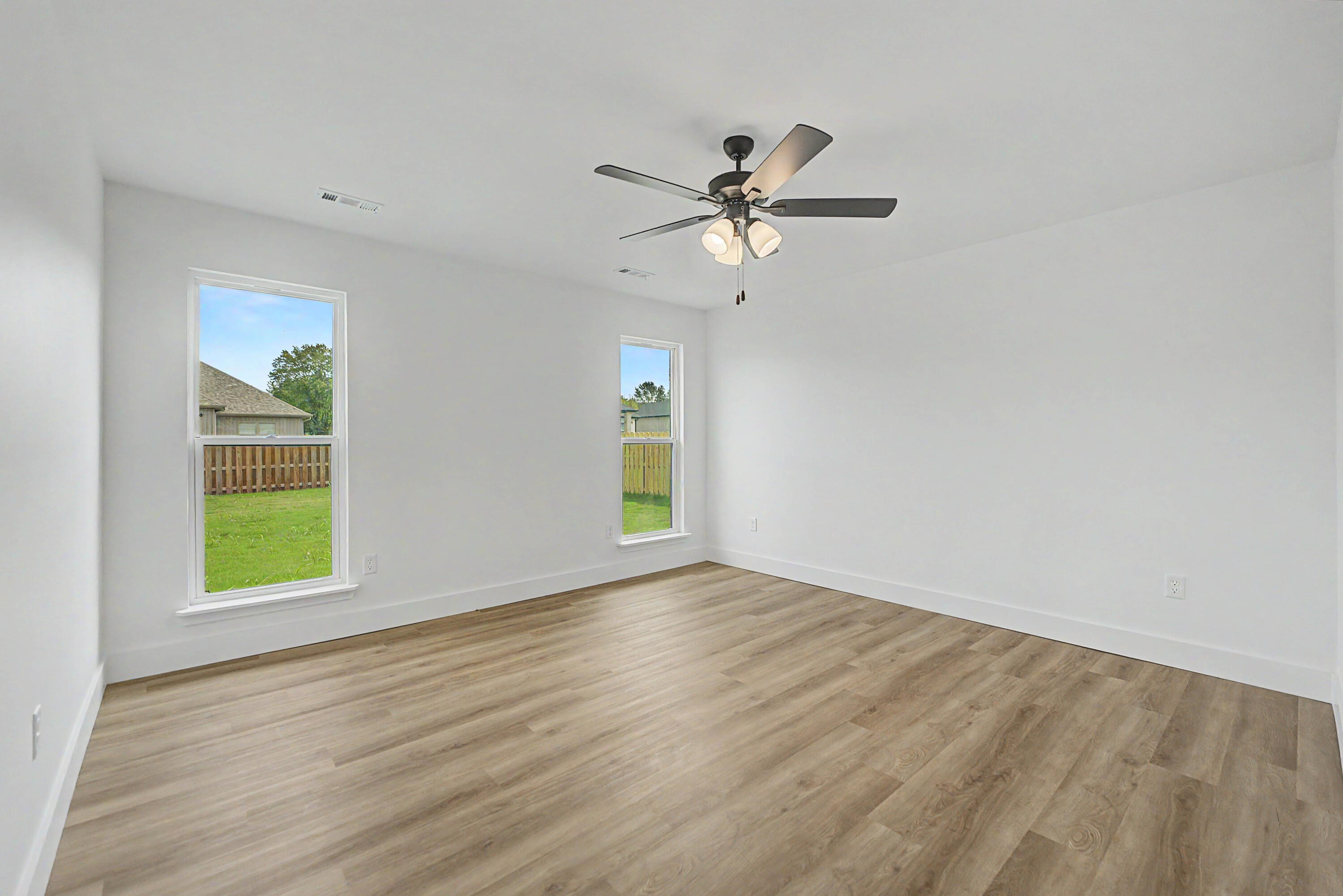 5218 South Morgan Avenue Property Photo 25