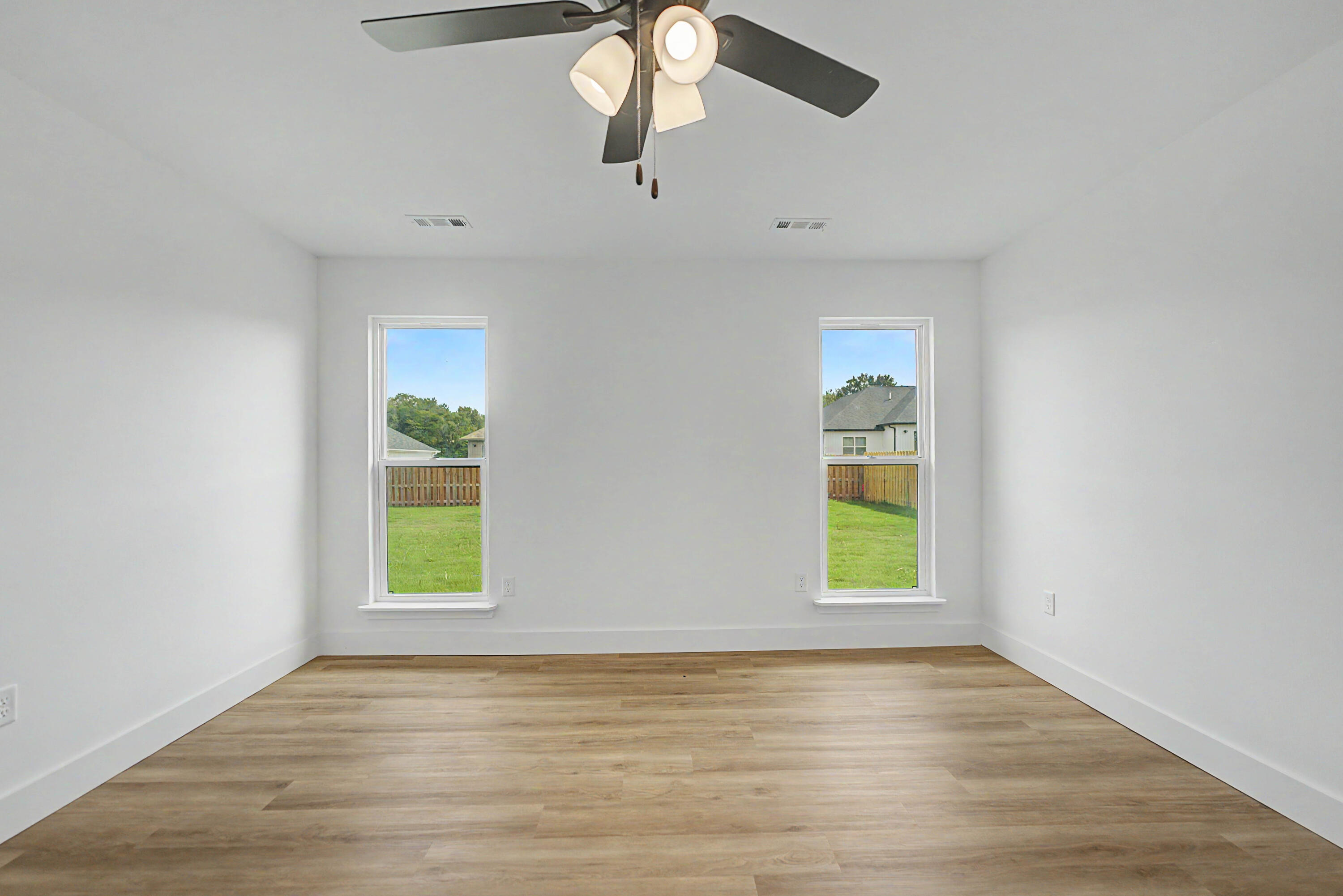 5218 South Morgan Avenue Property Photo 27