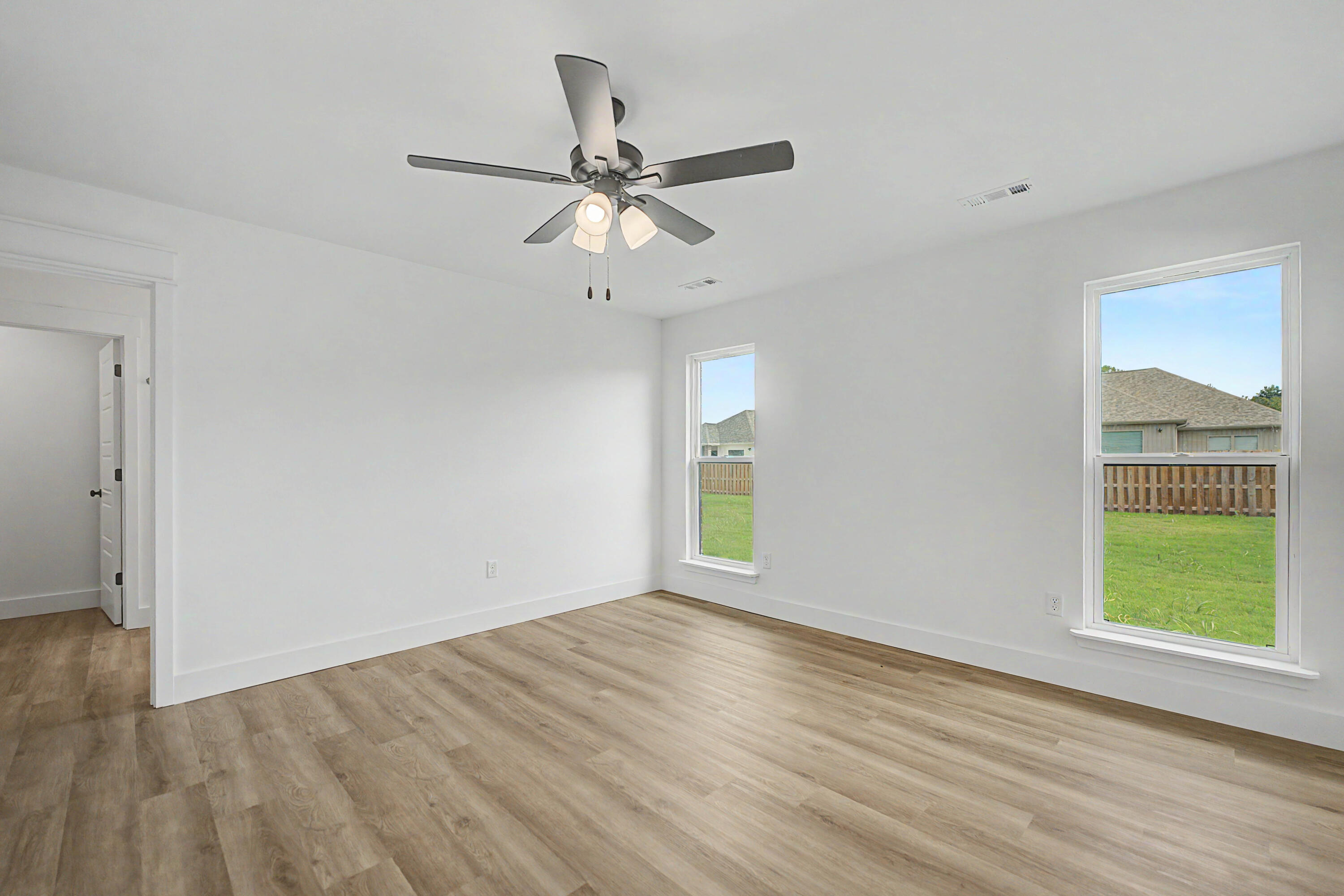 5218 South Morgan Avenue Property Photo 28