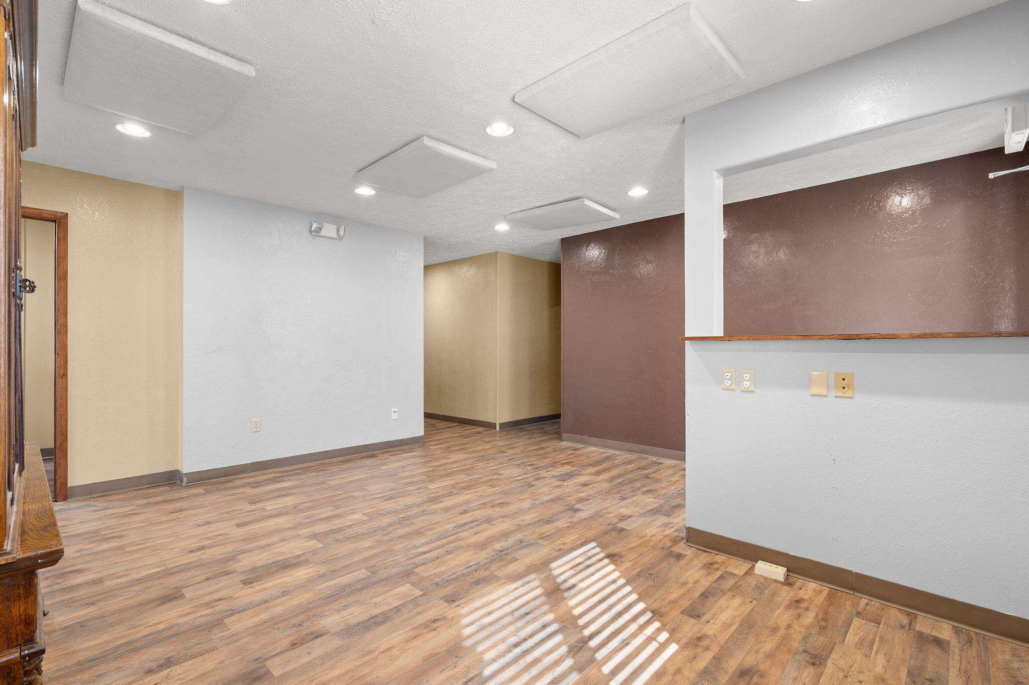 1 Woodland Avenue Property Photo 13