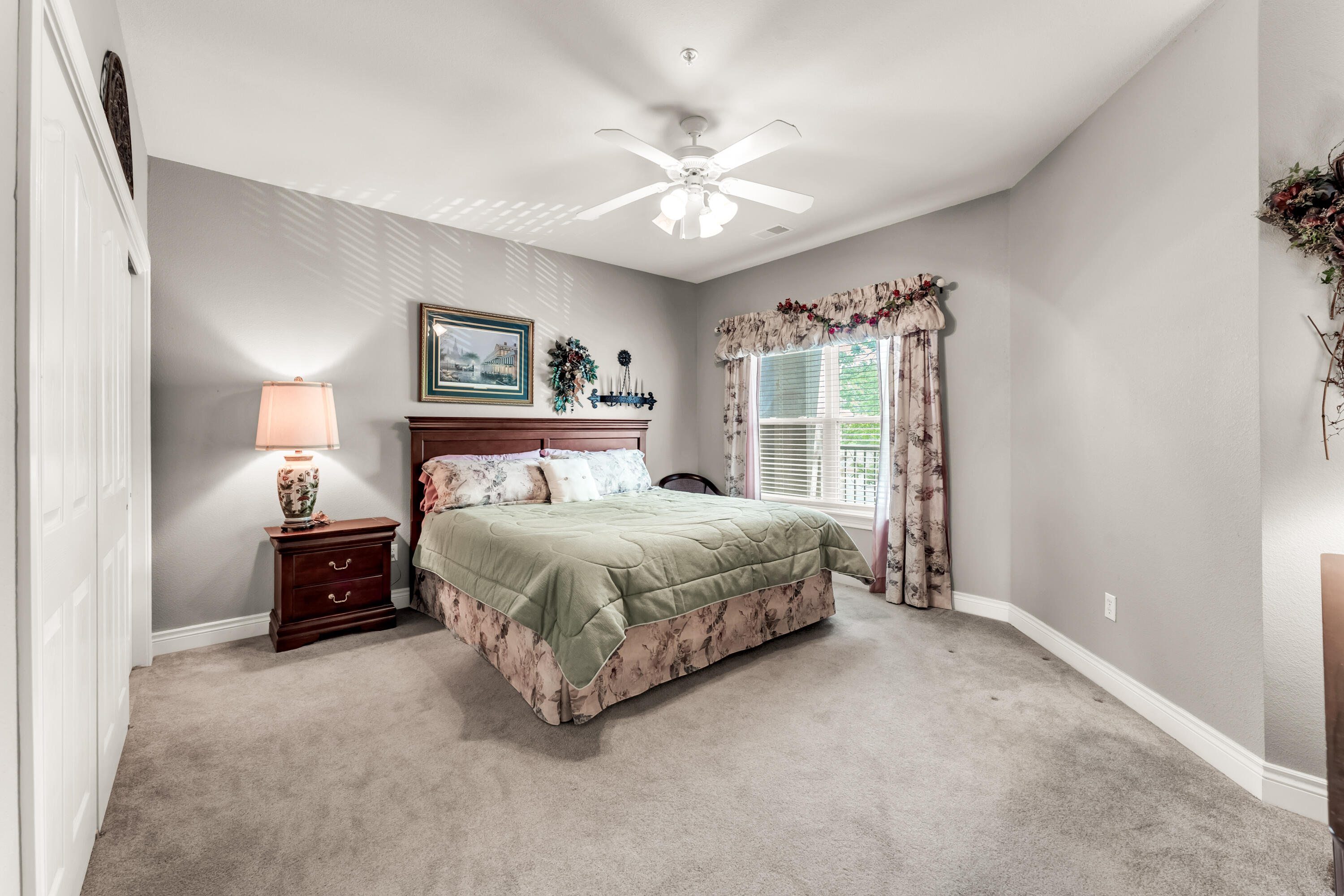 730 Emerald Pointe Drive 235 Property Photo 25