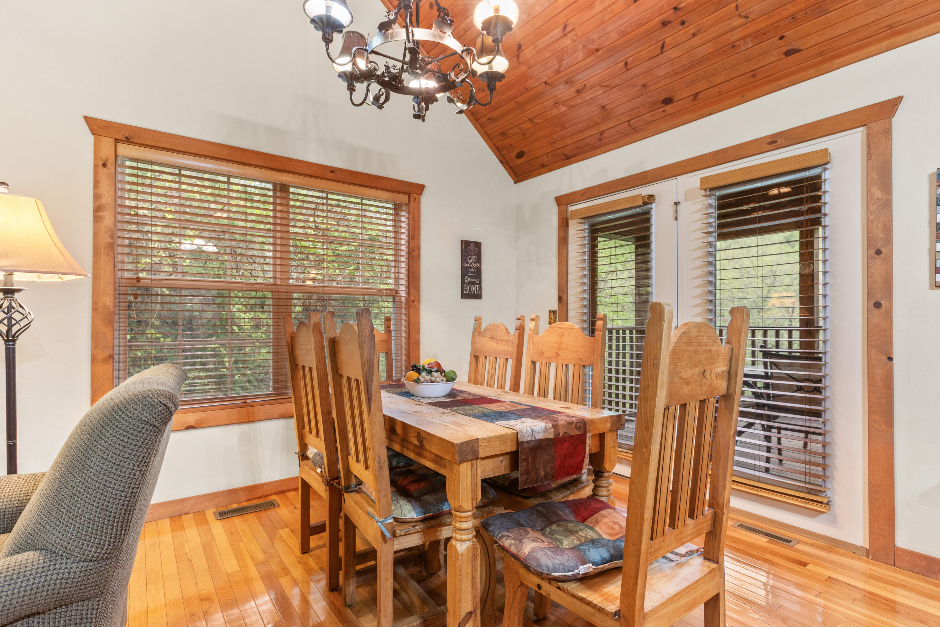 84 Stepping Stone Way Property Photo 12