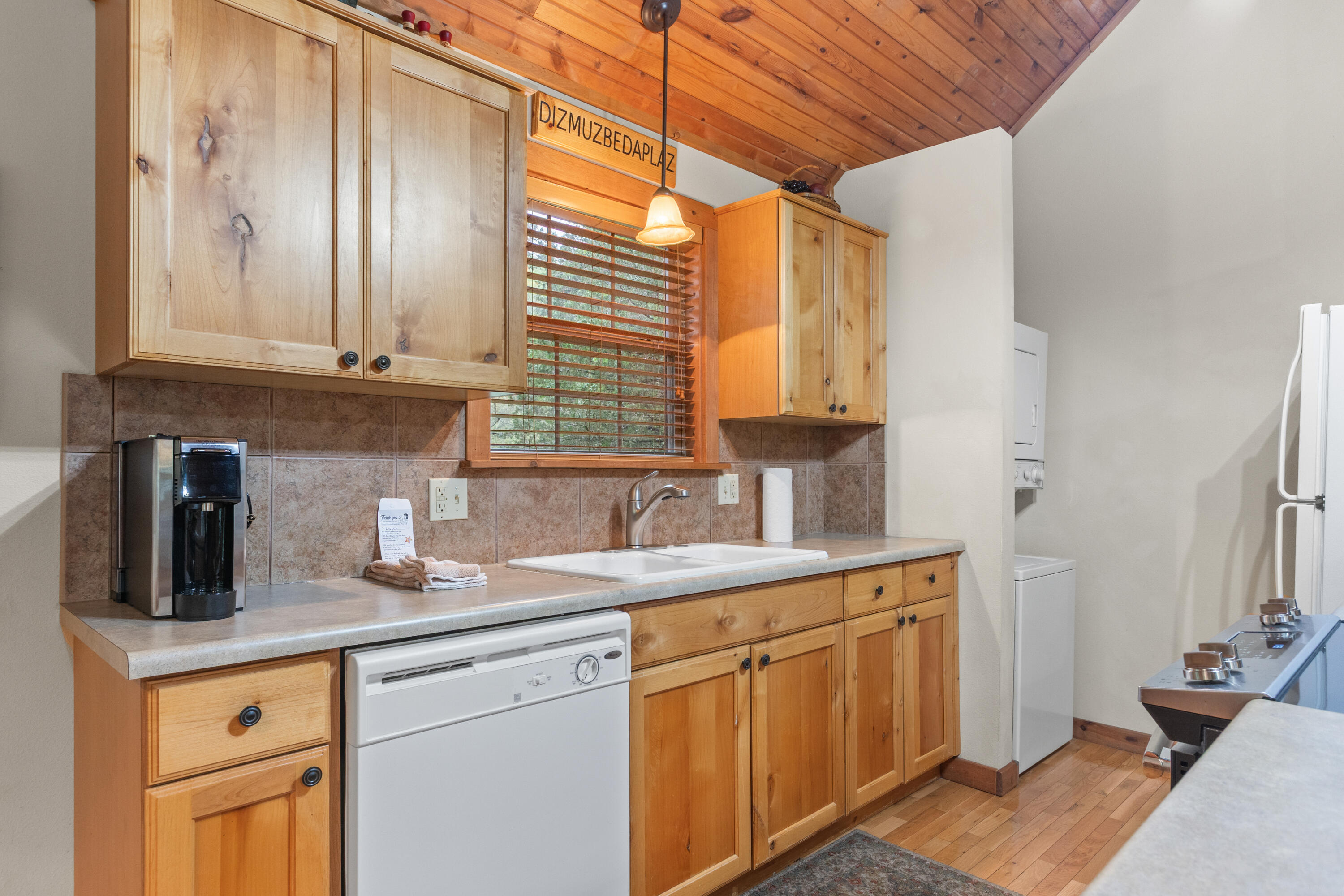 84 Stepping Stone Way Property Photo 16