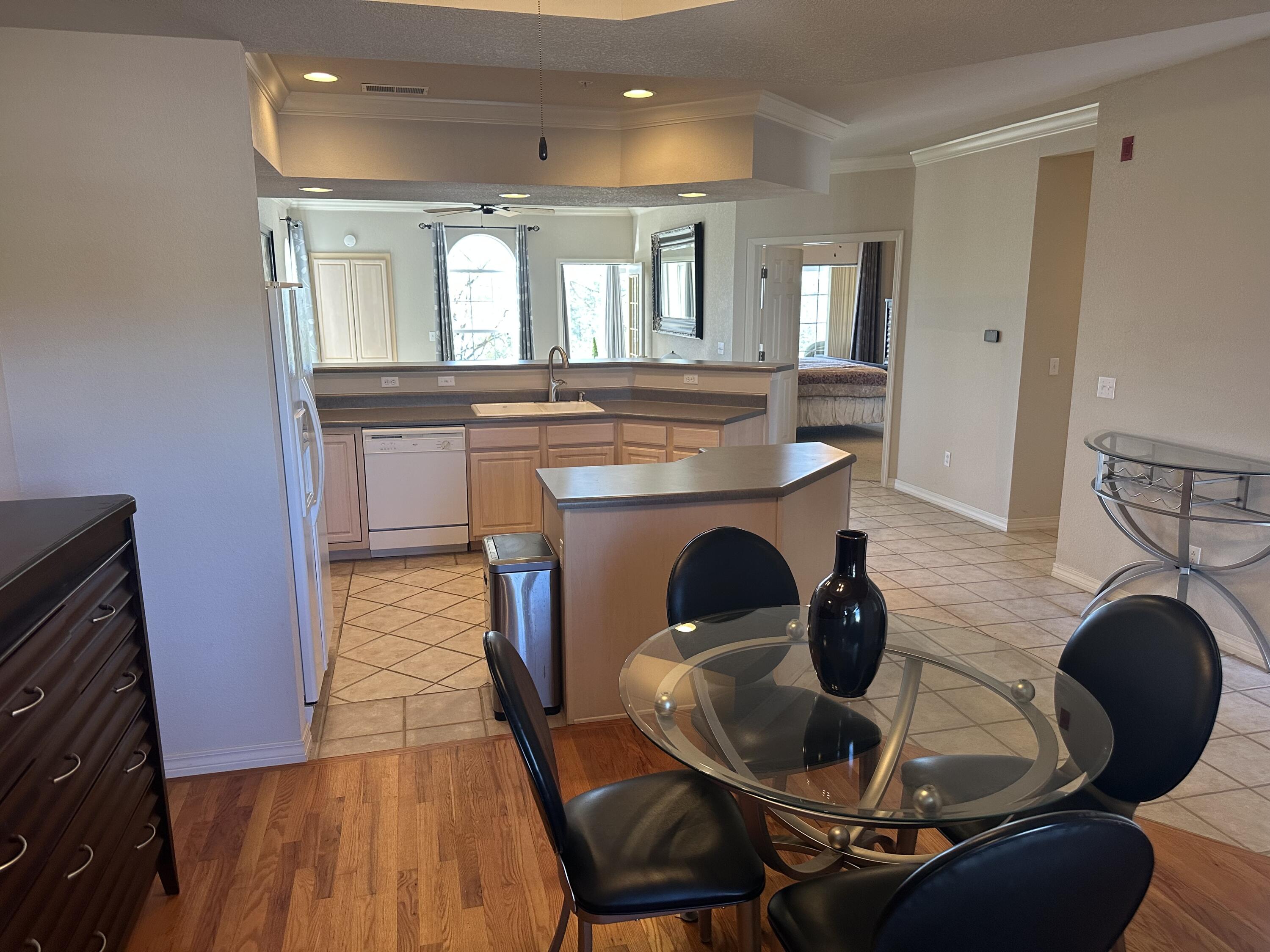 680 Emerald Pointe Drive # 3 Property Photo 2