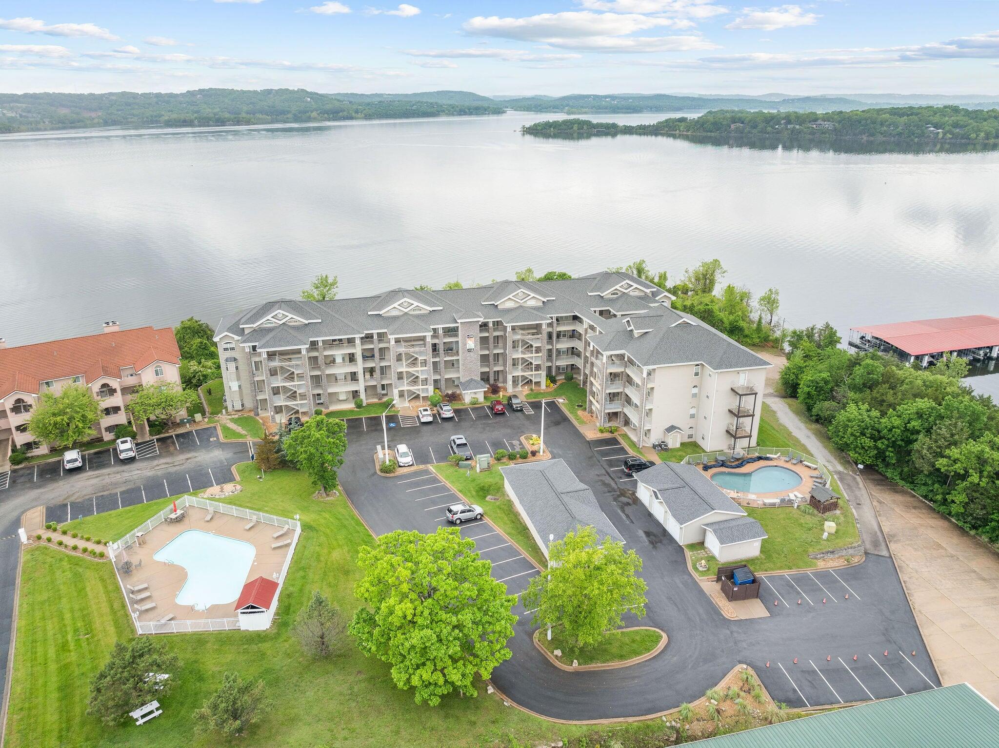 680 Emerald Pointe Drive # 3 Property Photo 35