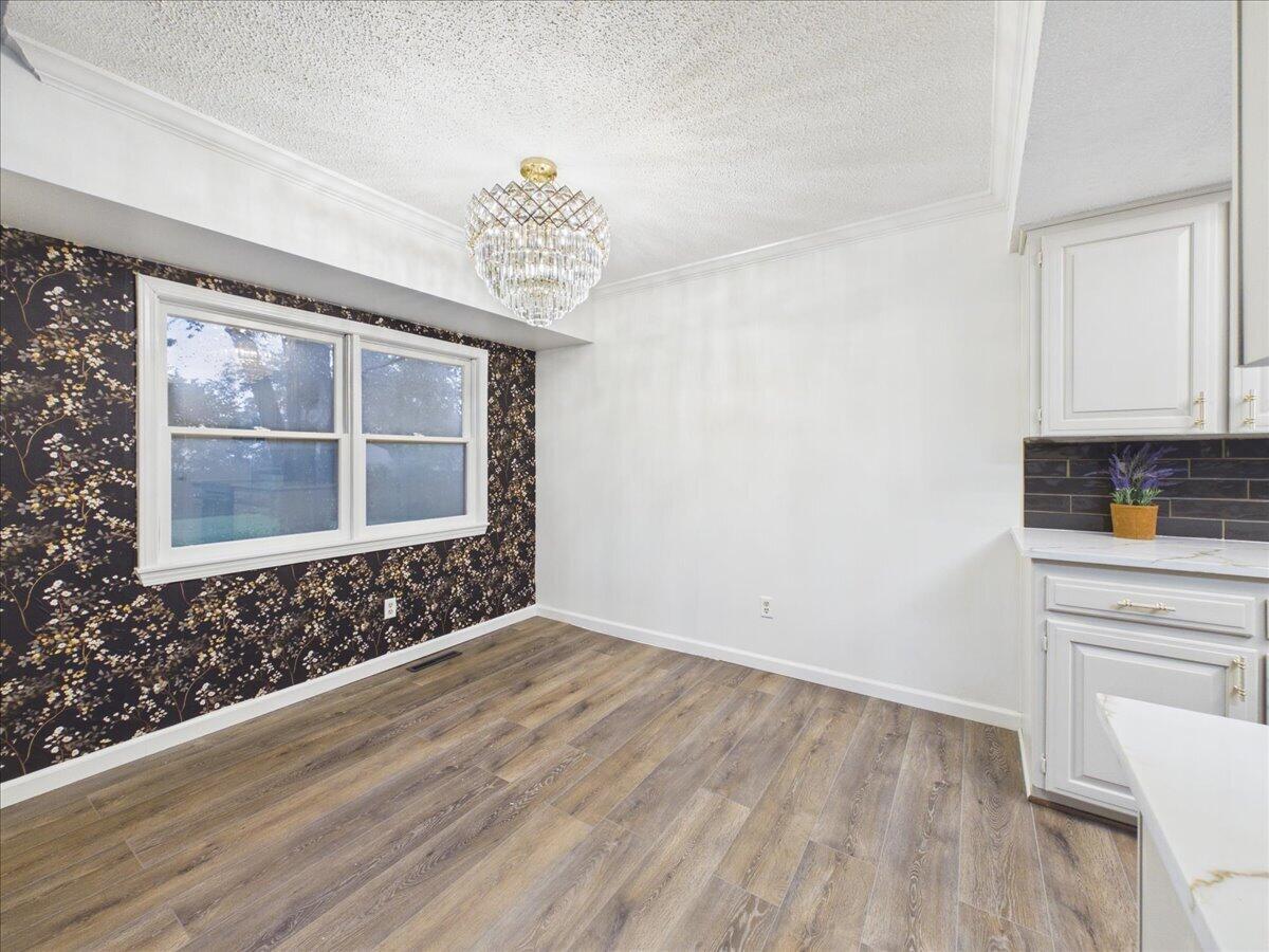 638 South Hampton Avenue Property Photo 22