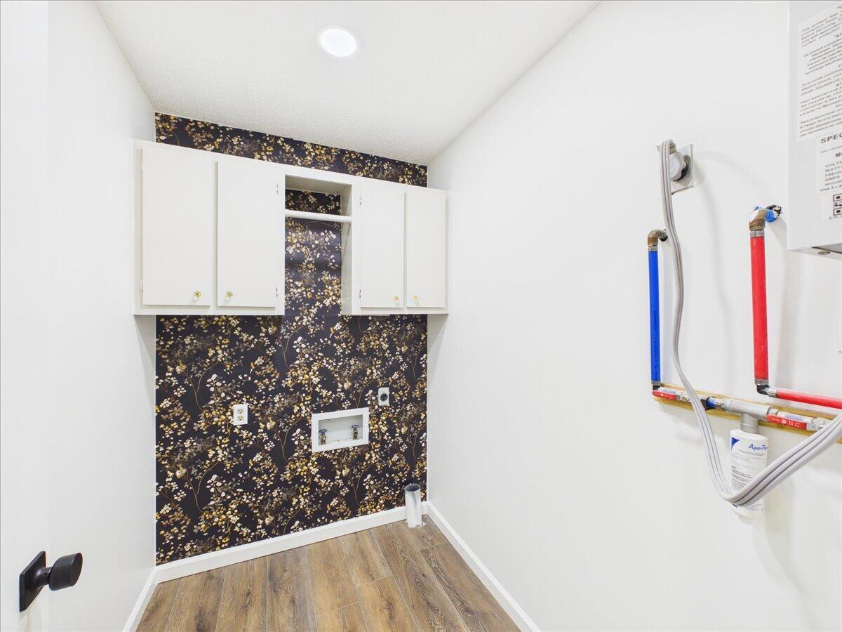 638 South Hampton Avenue Property Photo 30