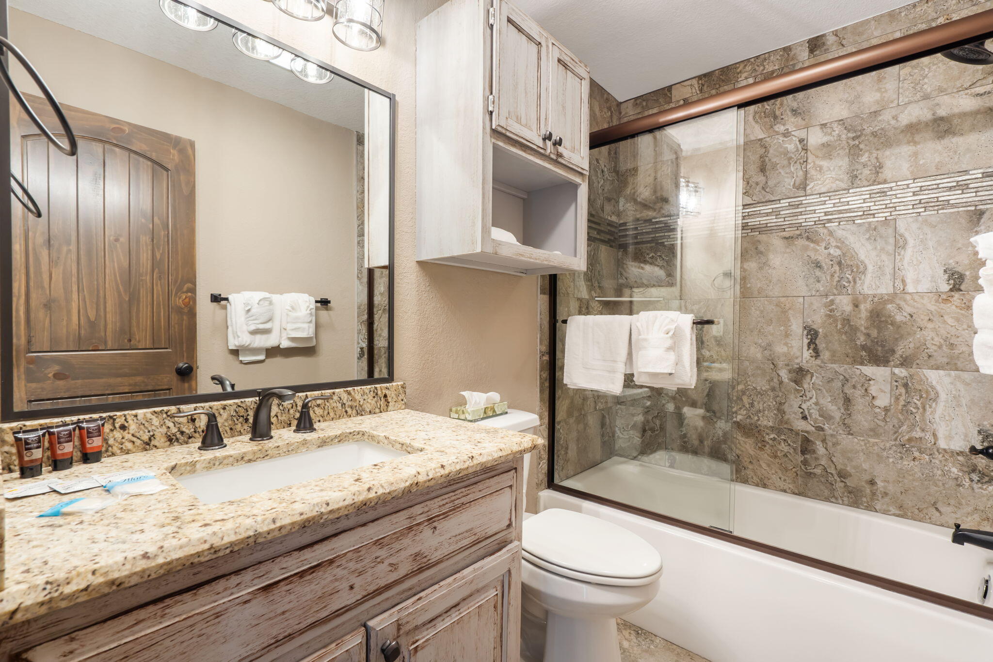 429 East Chinquapin Circle 504 Property Photo 14