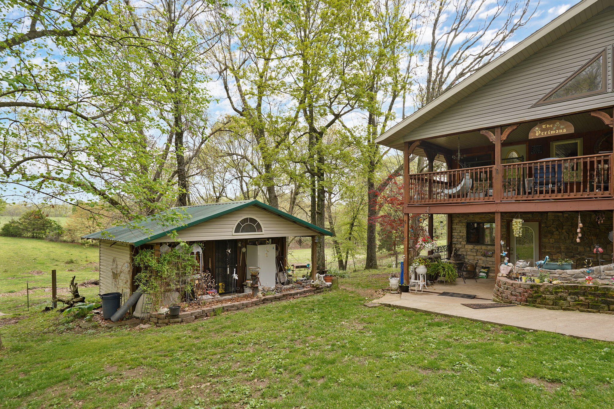 11730a Lawrence 1195 Property Photo 2