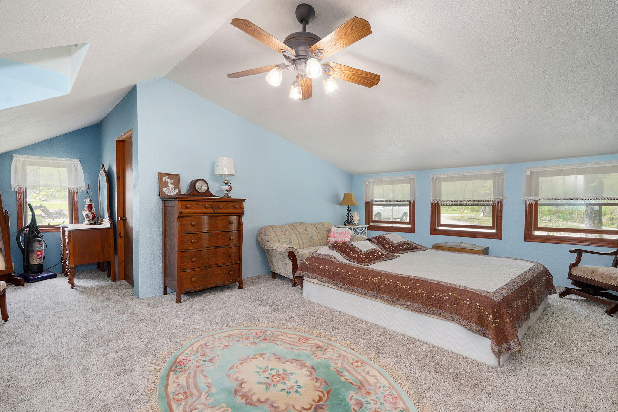 11730a Lawrence 1195 Property Photo 19