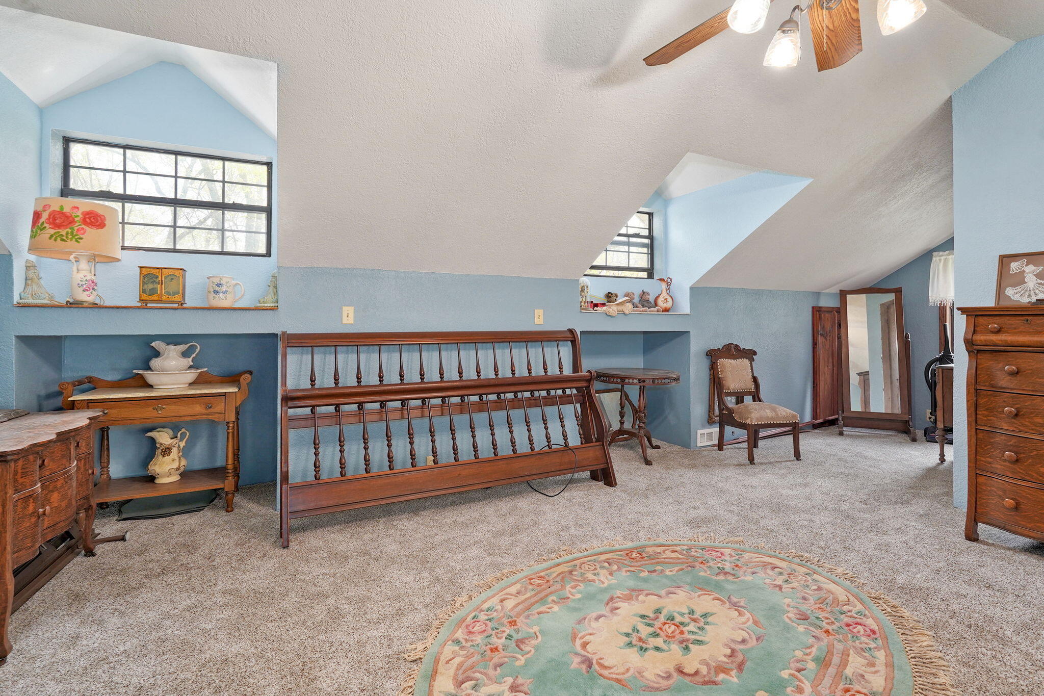 11730a Lawrence 1195 Property Photo 20
