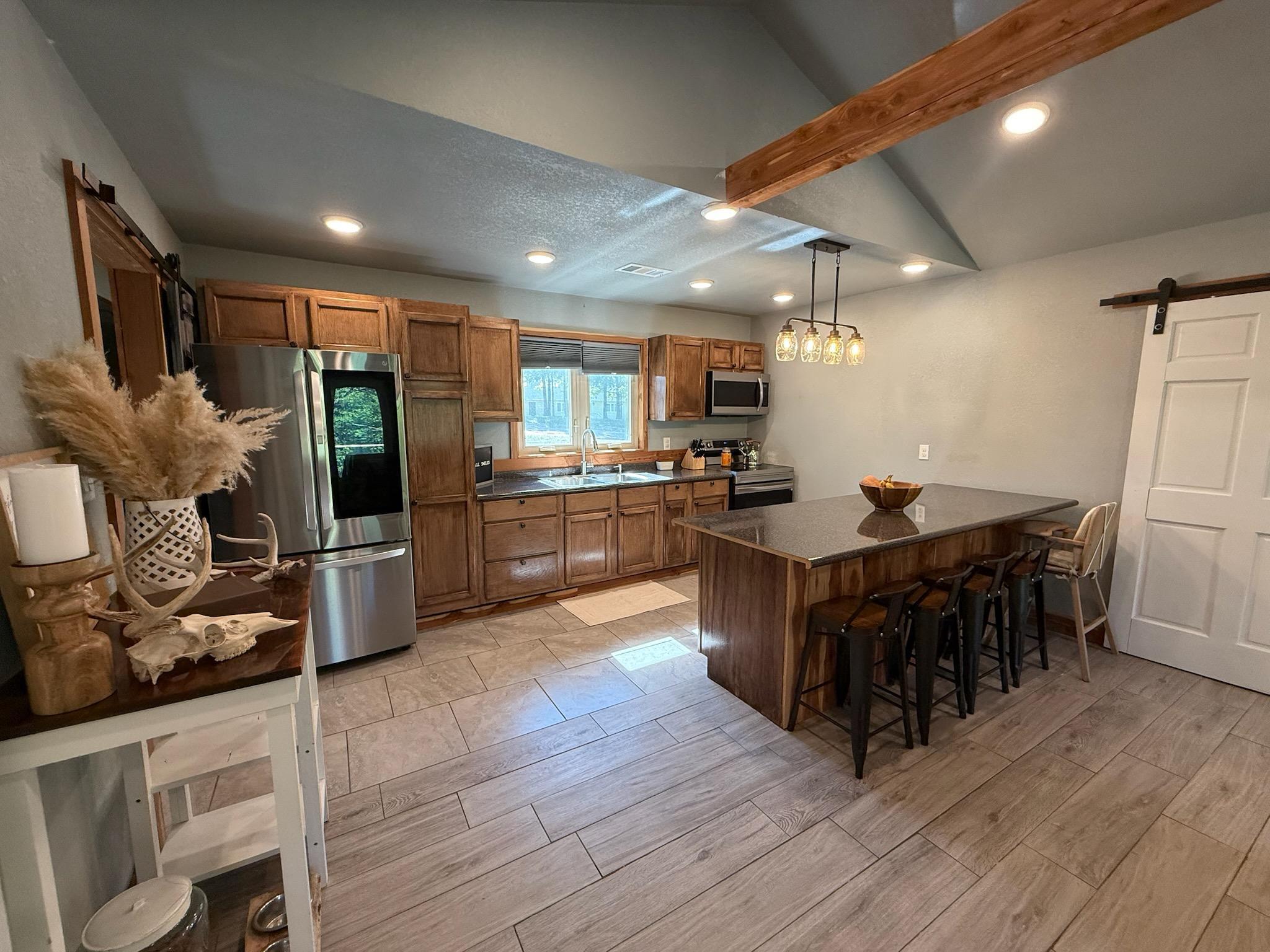 220 Timber Ridge Road Property Photo 2