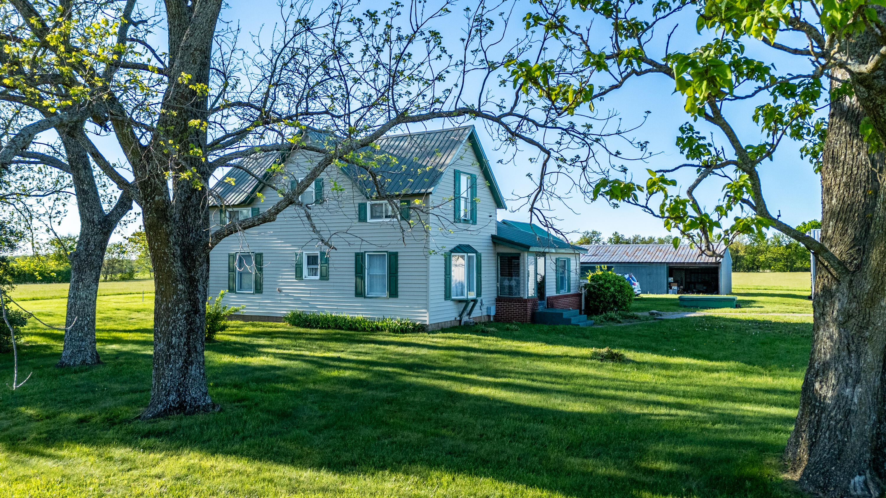 225 State Highway H Property Photo 4