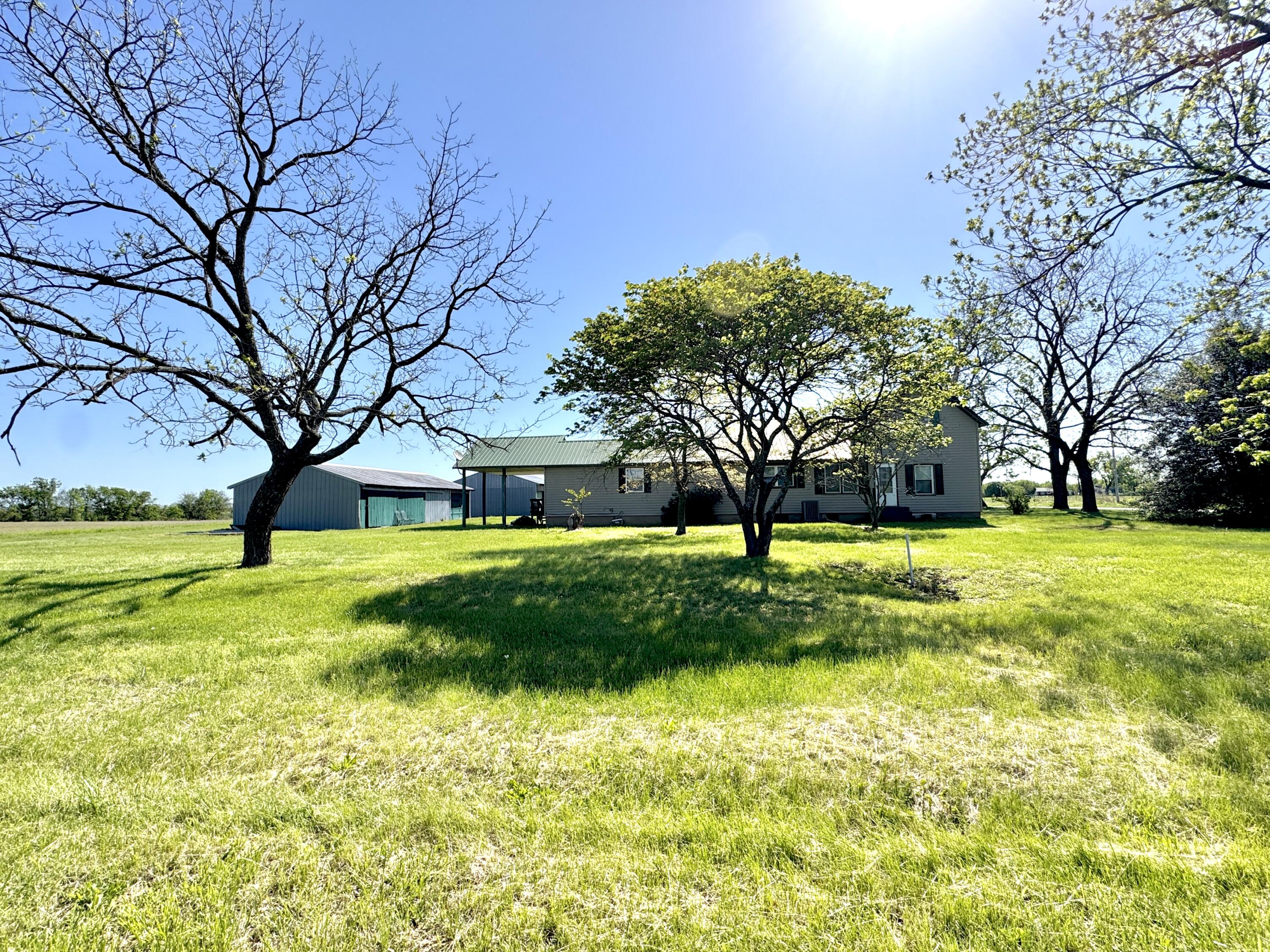 225 State Highway H Property Photo 6