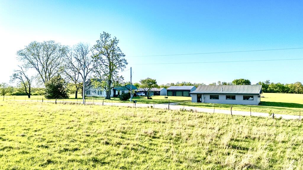 225 State Highway H Property Photo 34