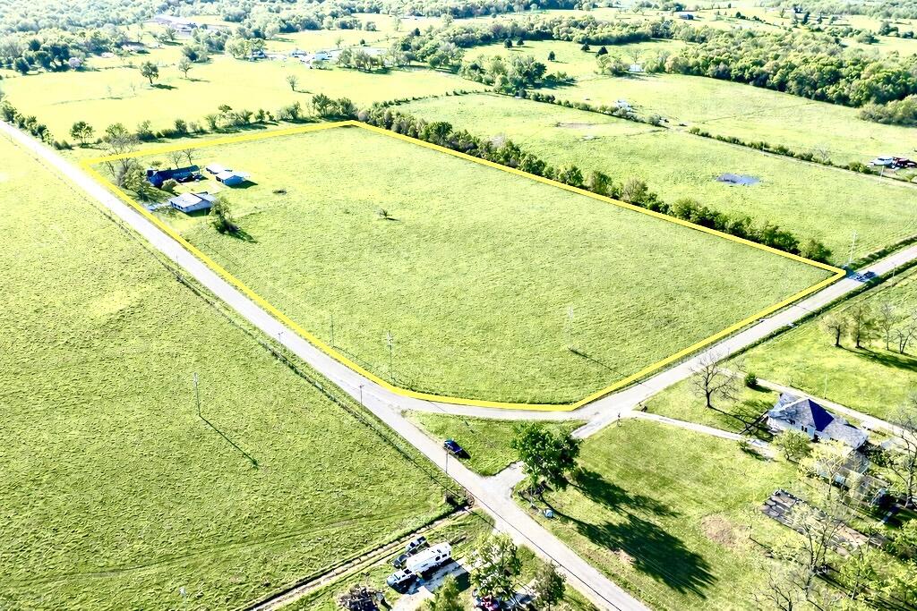 225 State Highway H Property Photo 36