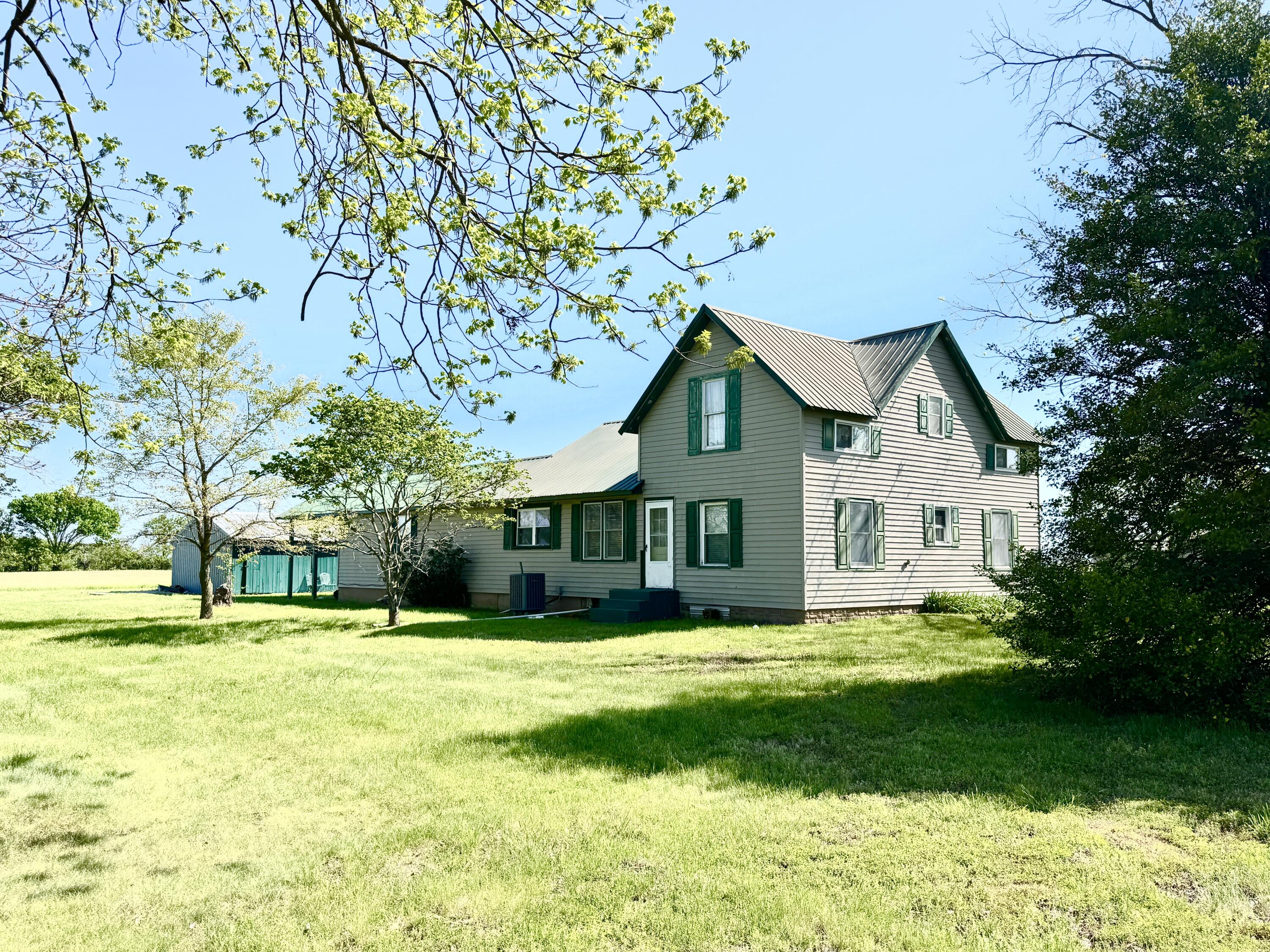 225 State Highway H Property Photo 42
