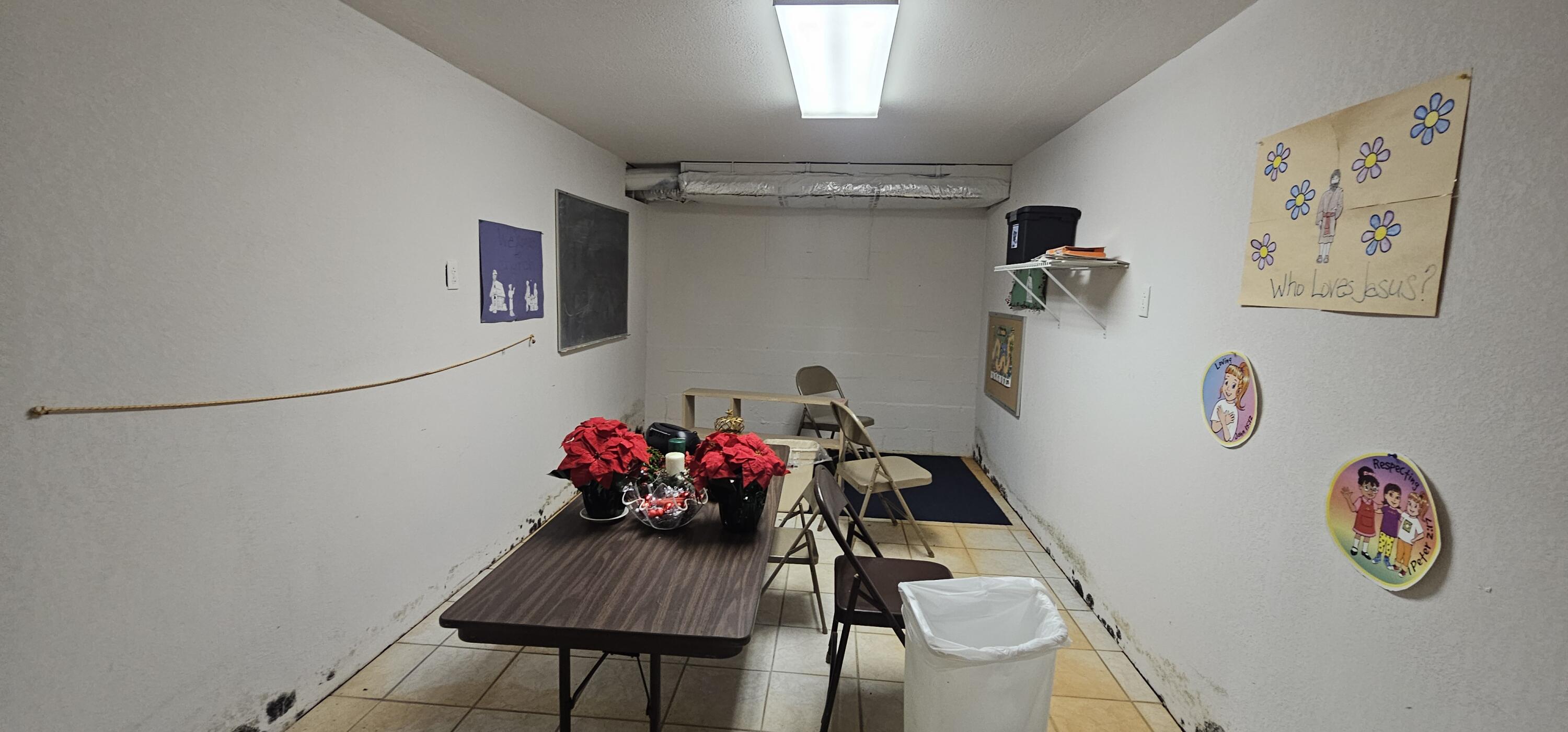 400 Bingham Street Property Photo 15