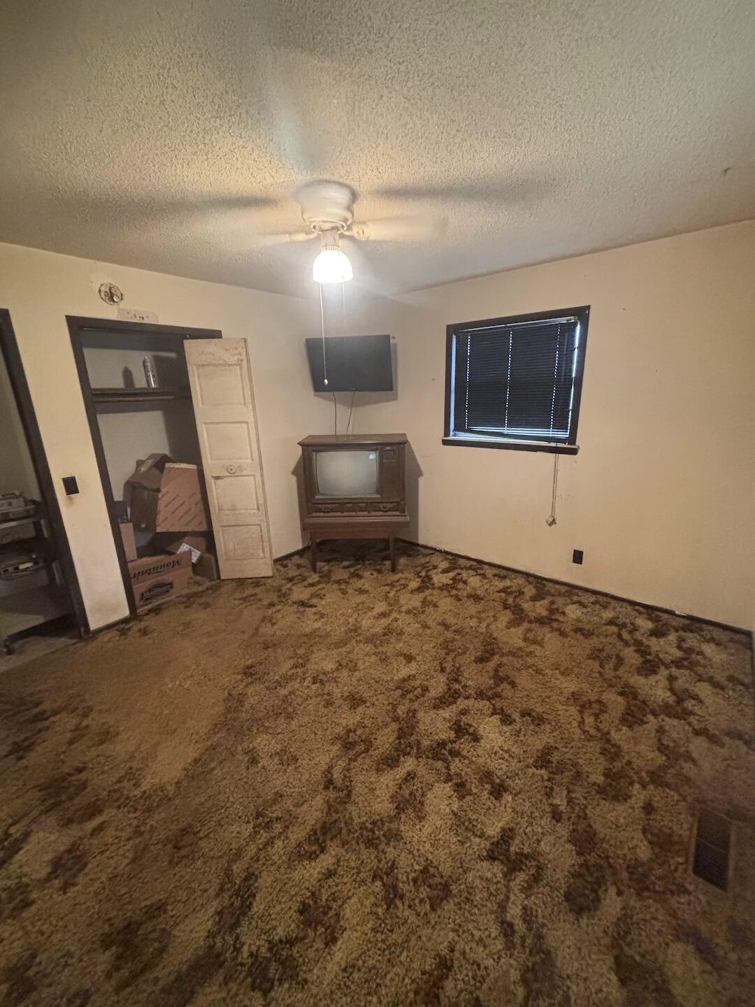 17187 Edgewood Road Property Photo 3