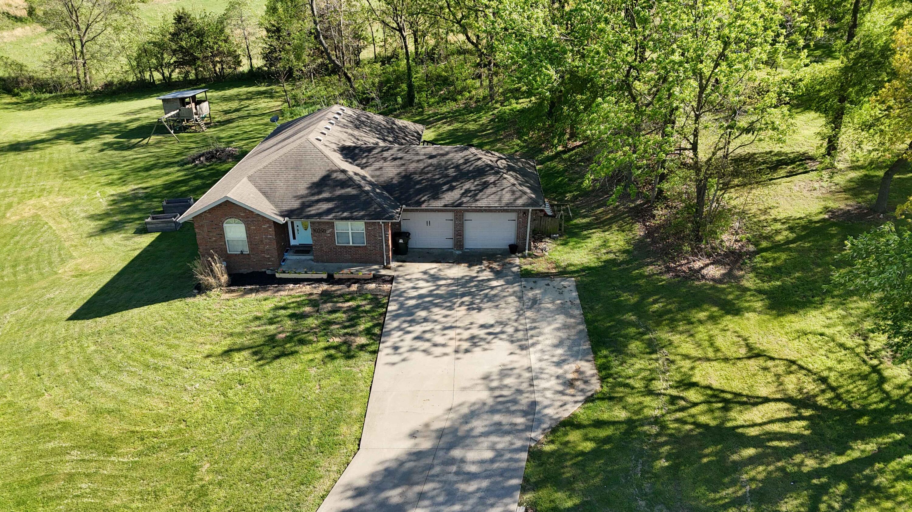 10391 Mcgruder Boulevard Property Photo 1