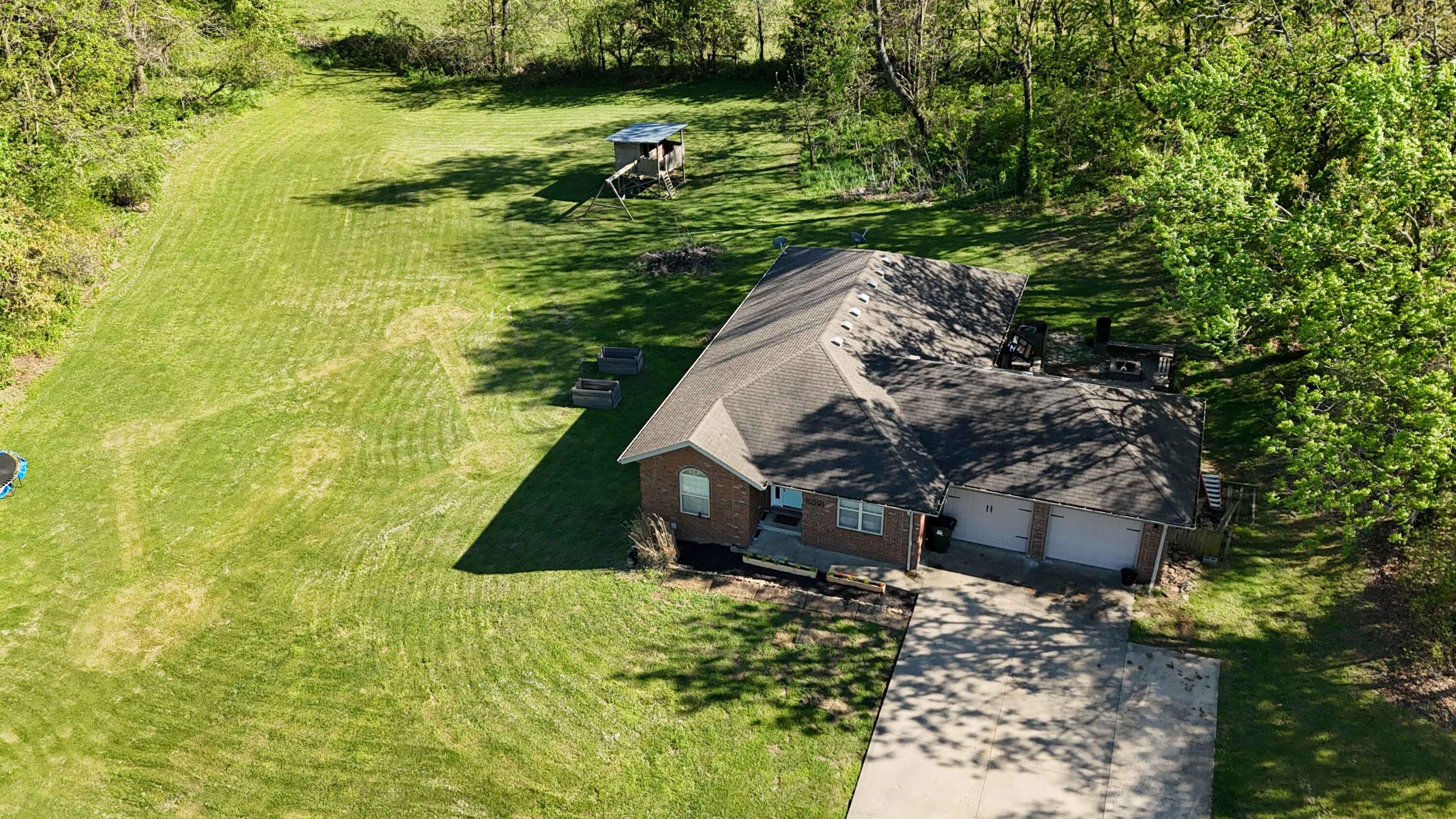 10391 Mcgruder Boulevard Property Photo 3