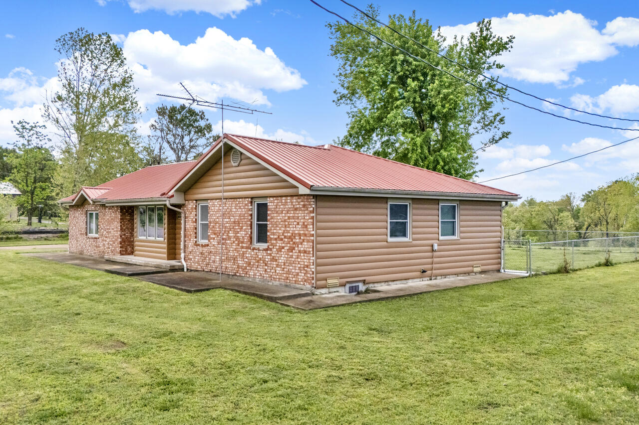 142 Reid Drive Property Photo 3