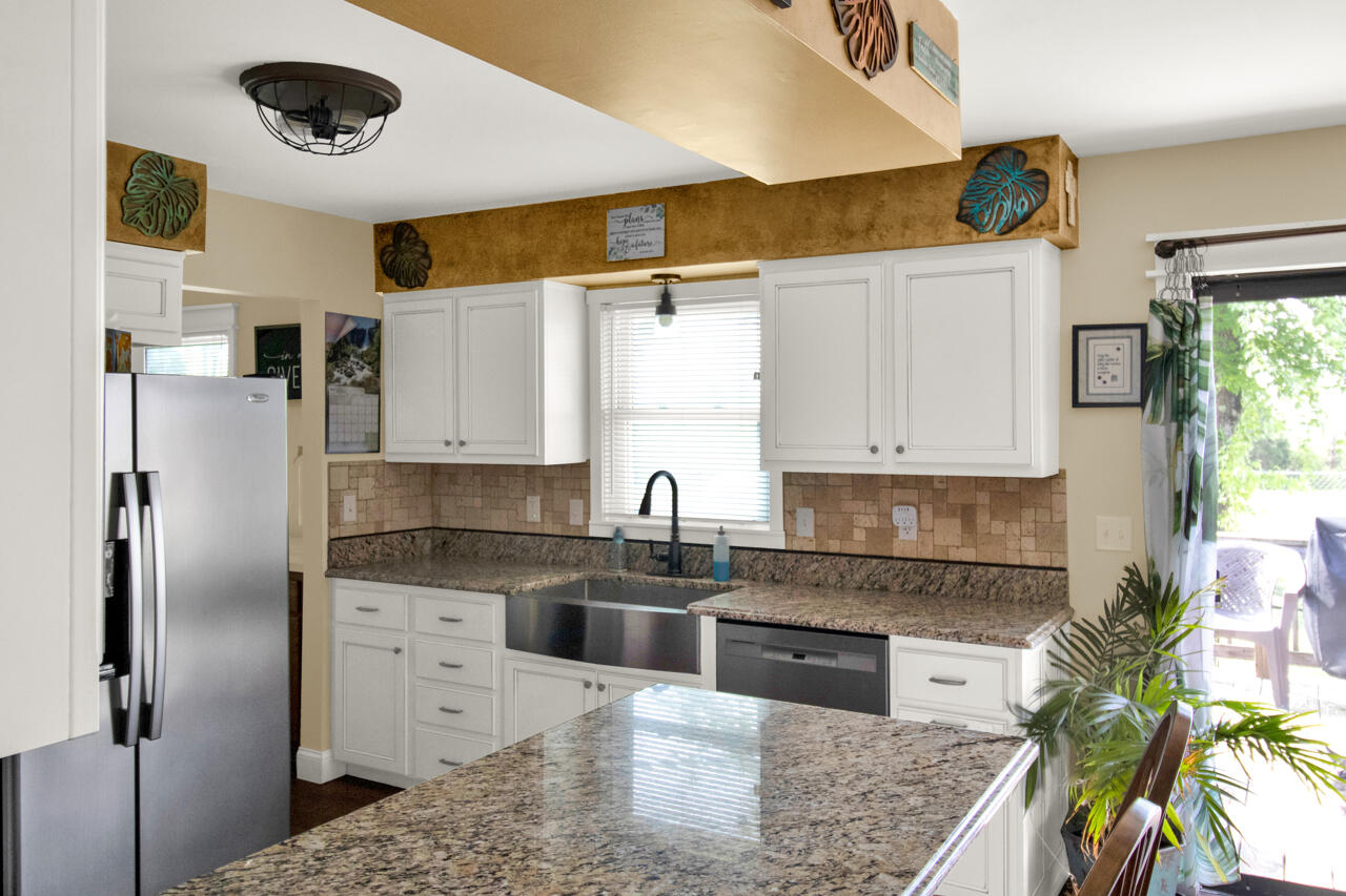 142 Reid Drive Property Photo 14