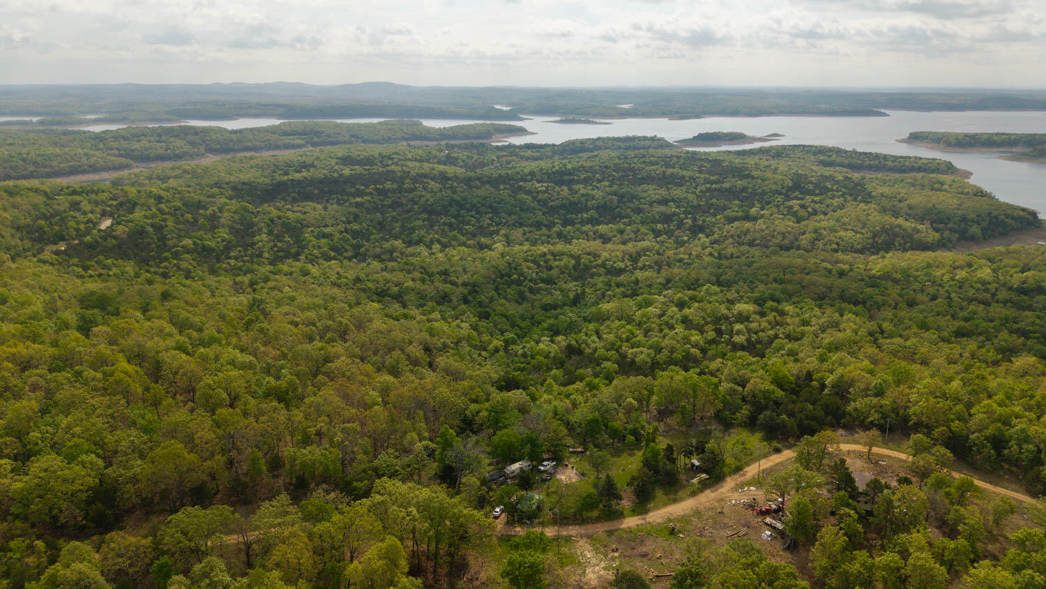 178 Round Robin Lane Property Photo 8