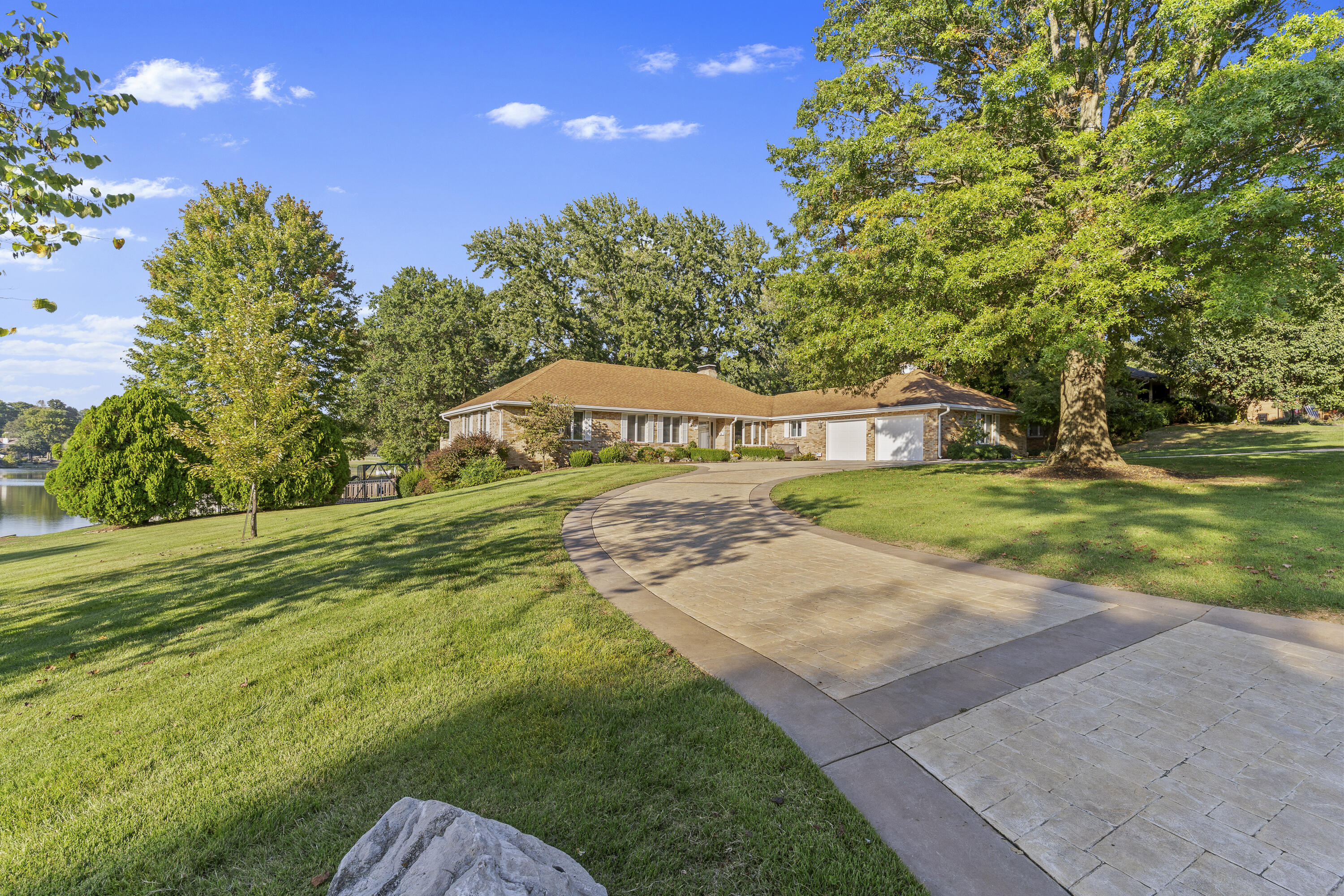 2747 East Rocklyn Road Property Photo 6