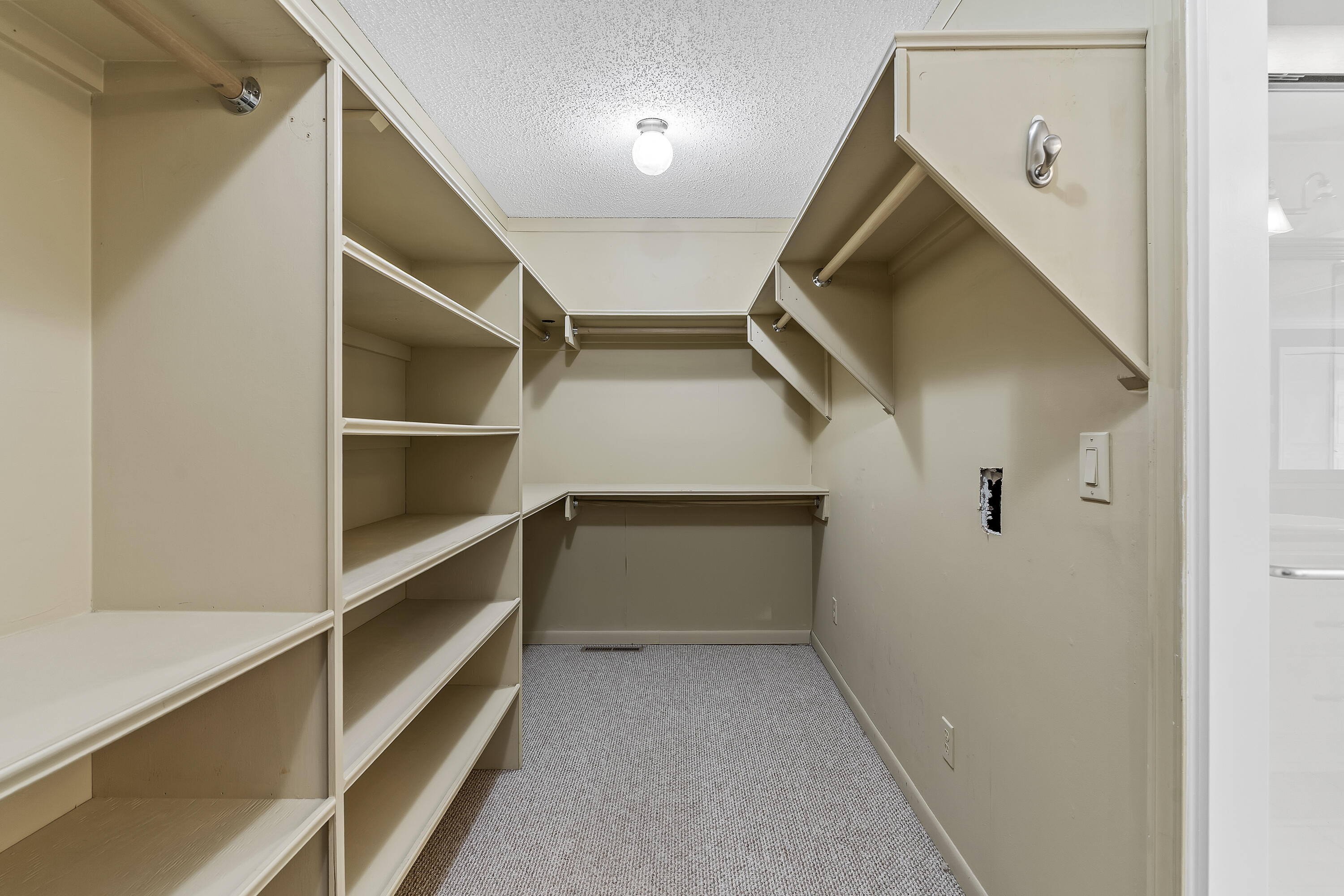 2747 East Rocklyn Road Property Photo 43