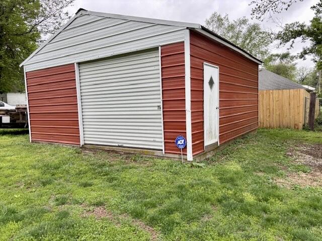 2006 West High Street Property Photo 20