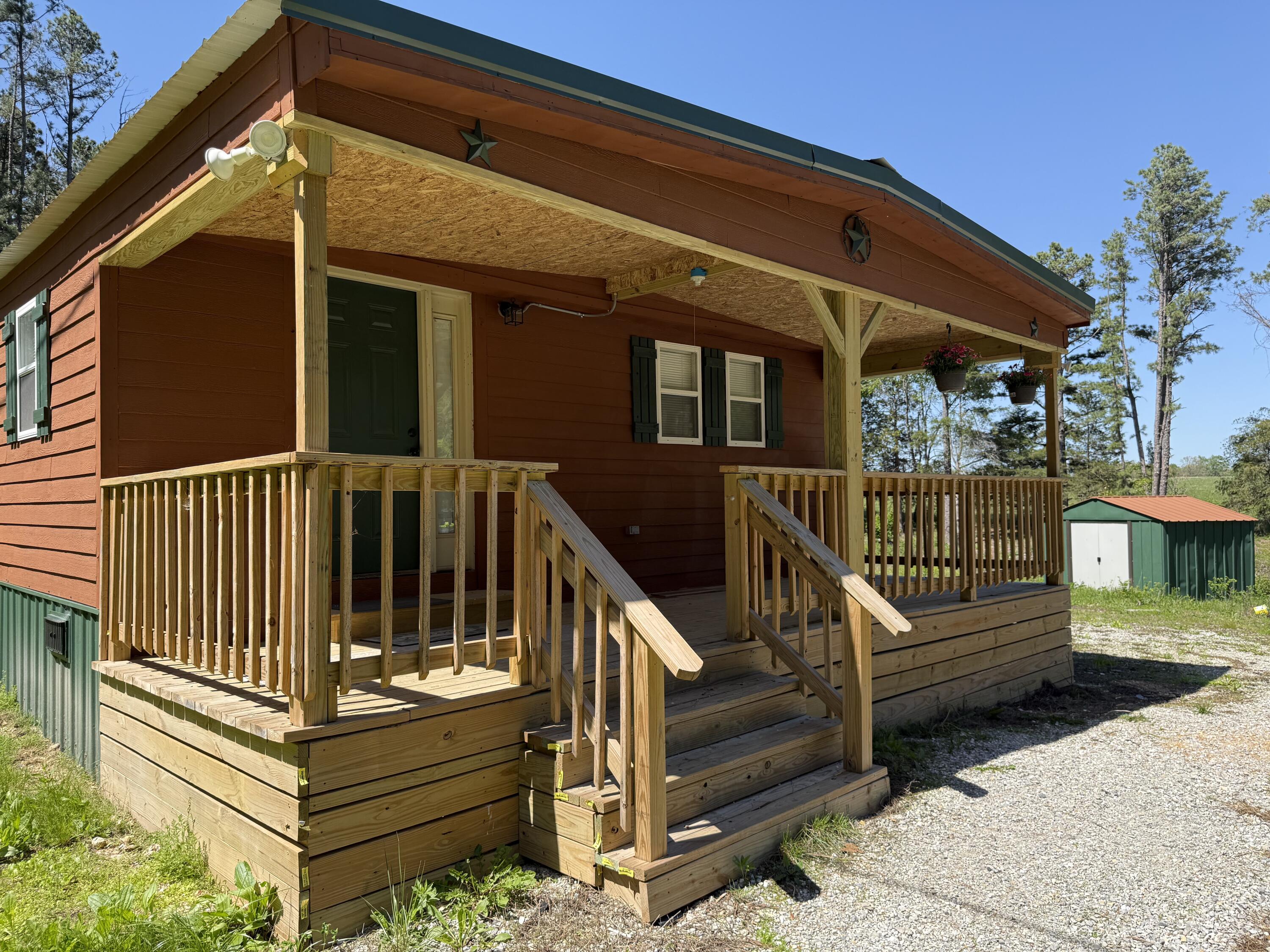 9023 Strawberry Road Property Photo 2