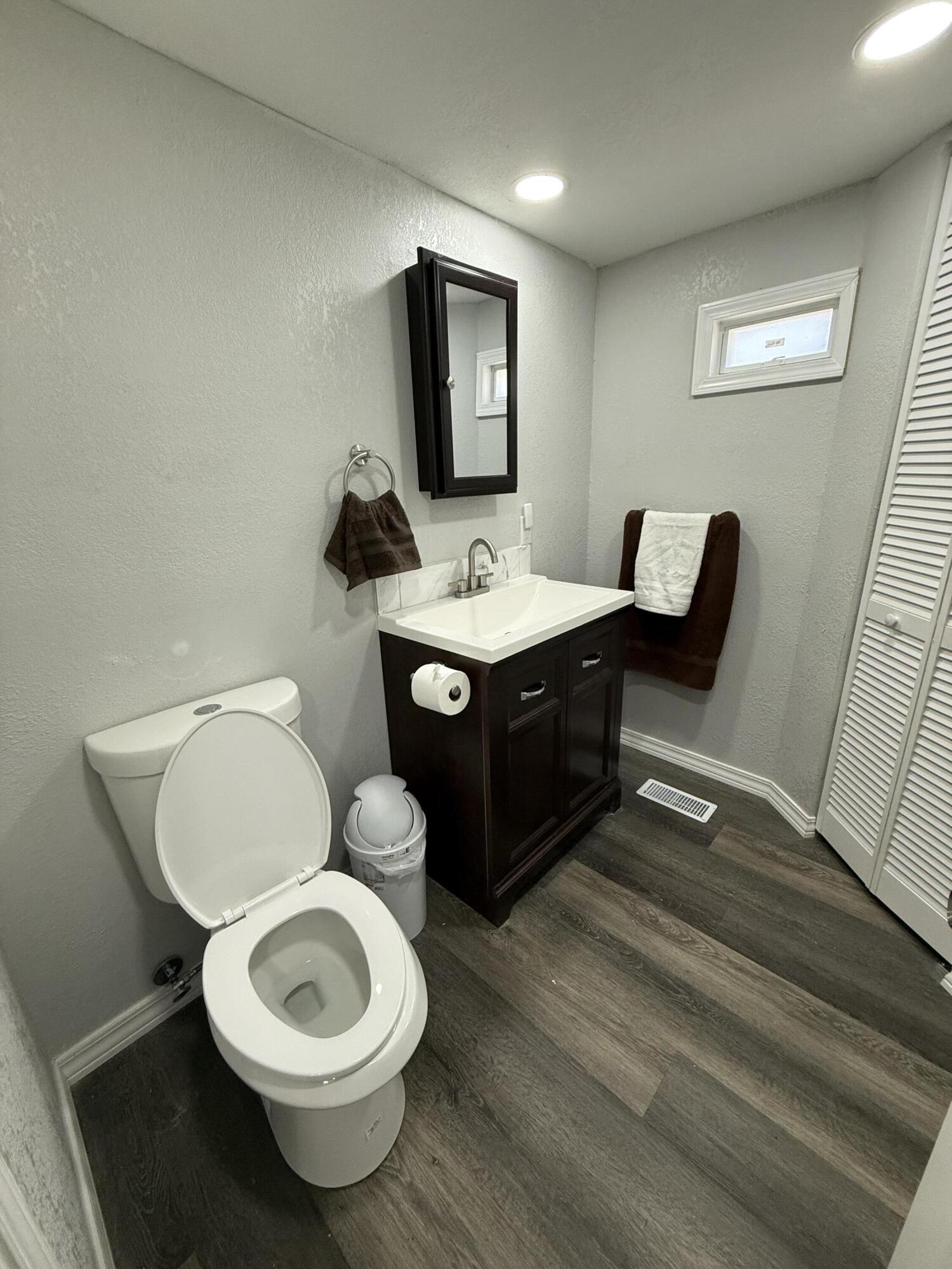 9023 Strawberry Road Property Photo 17