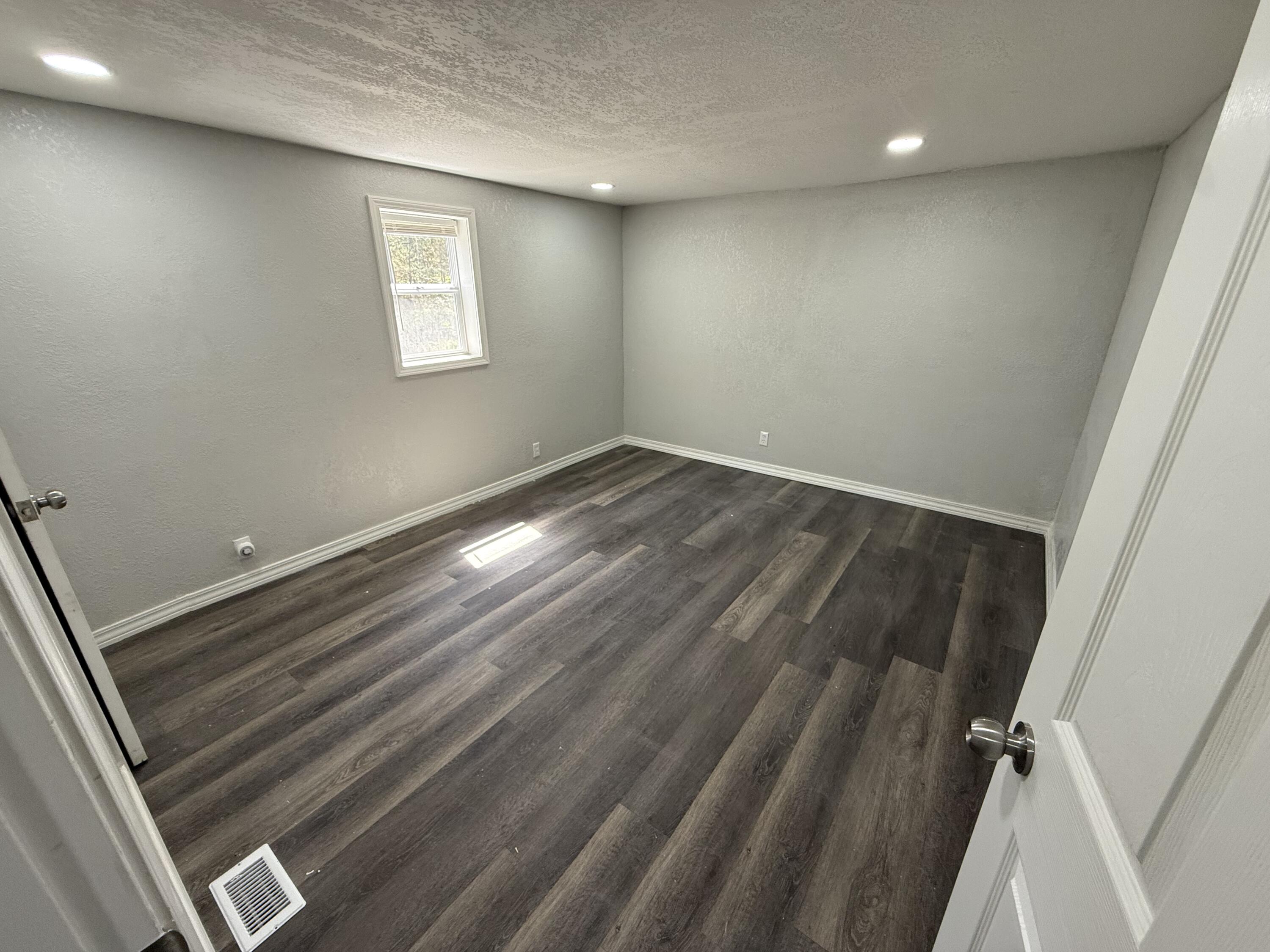 9023 Strawberry Road Property Photo 21
