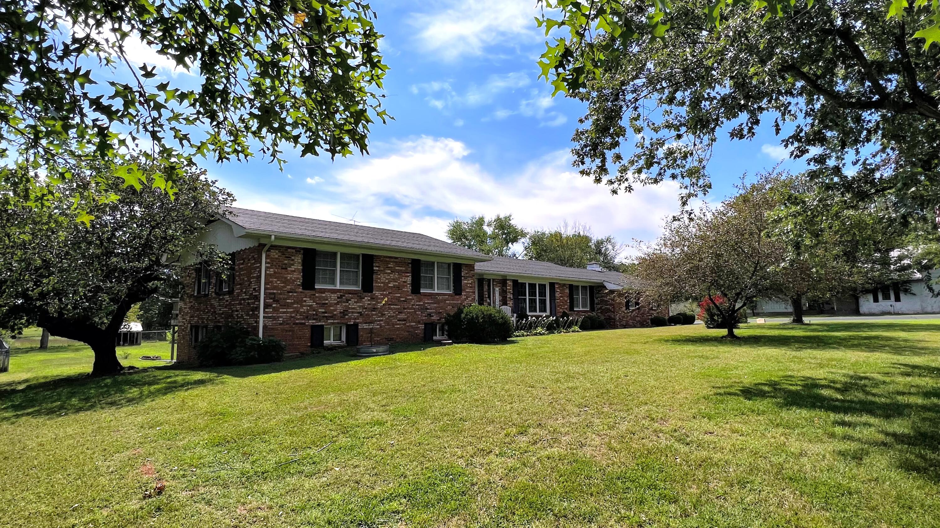8653 State Highway C Property Photo 4