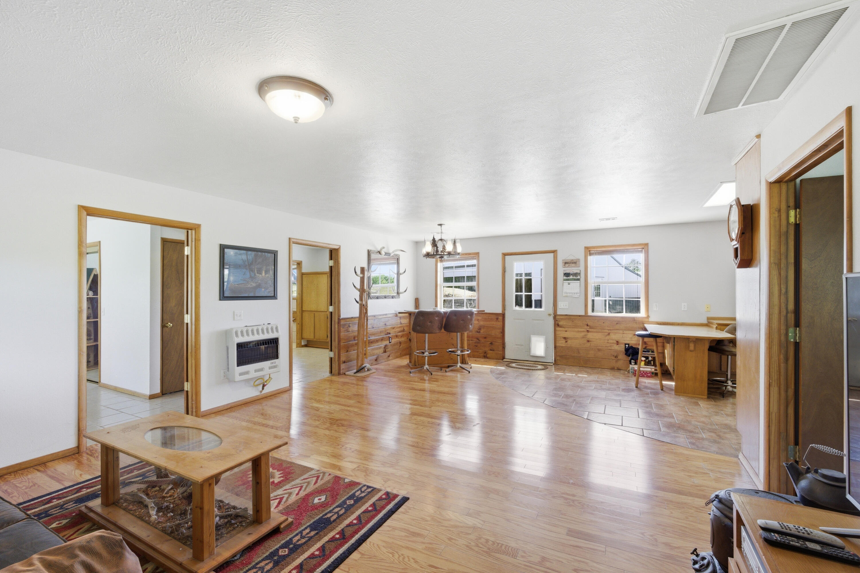 5619 Farm Road 2265 Property Photo 7