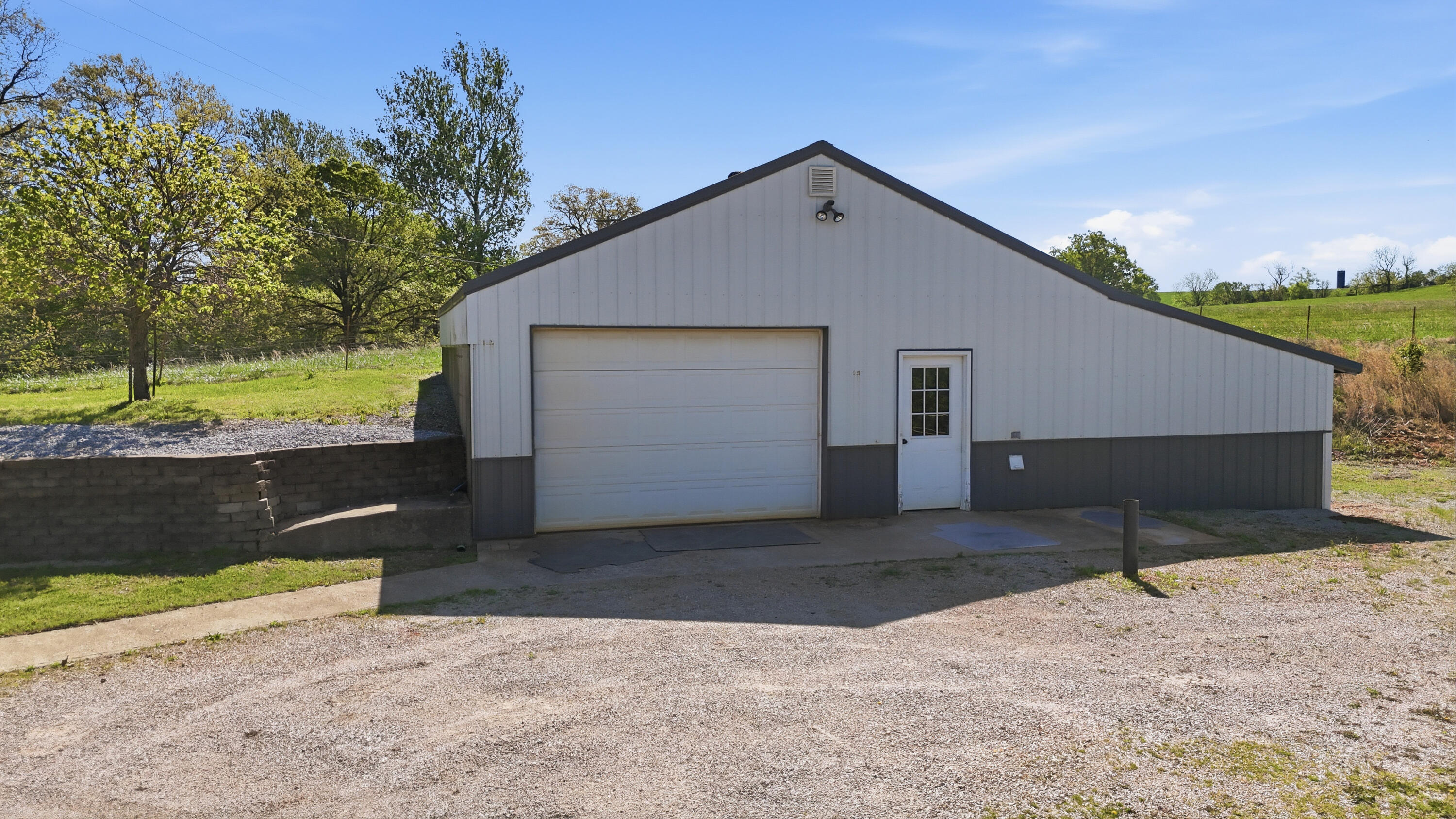 5619 Farm Road 2265 Property Photo 15