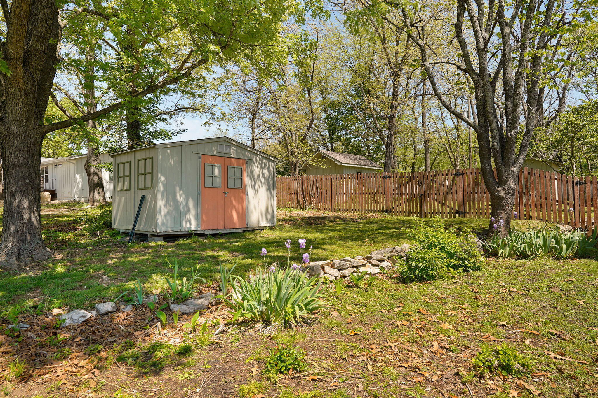 1250 South Farm Road 205 Property Photo 42