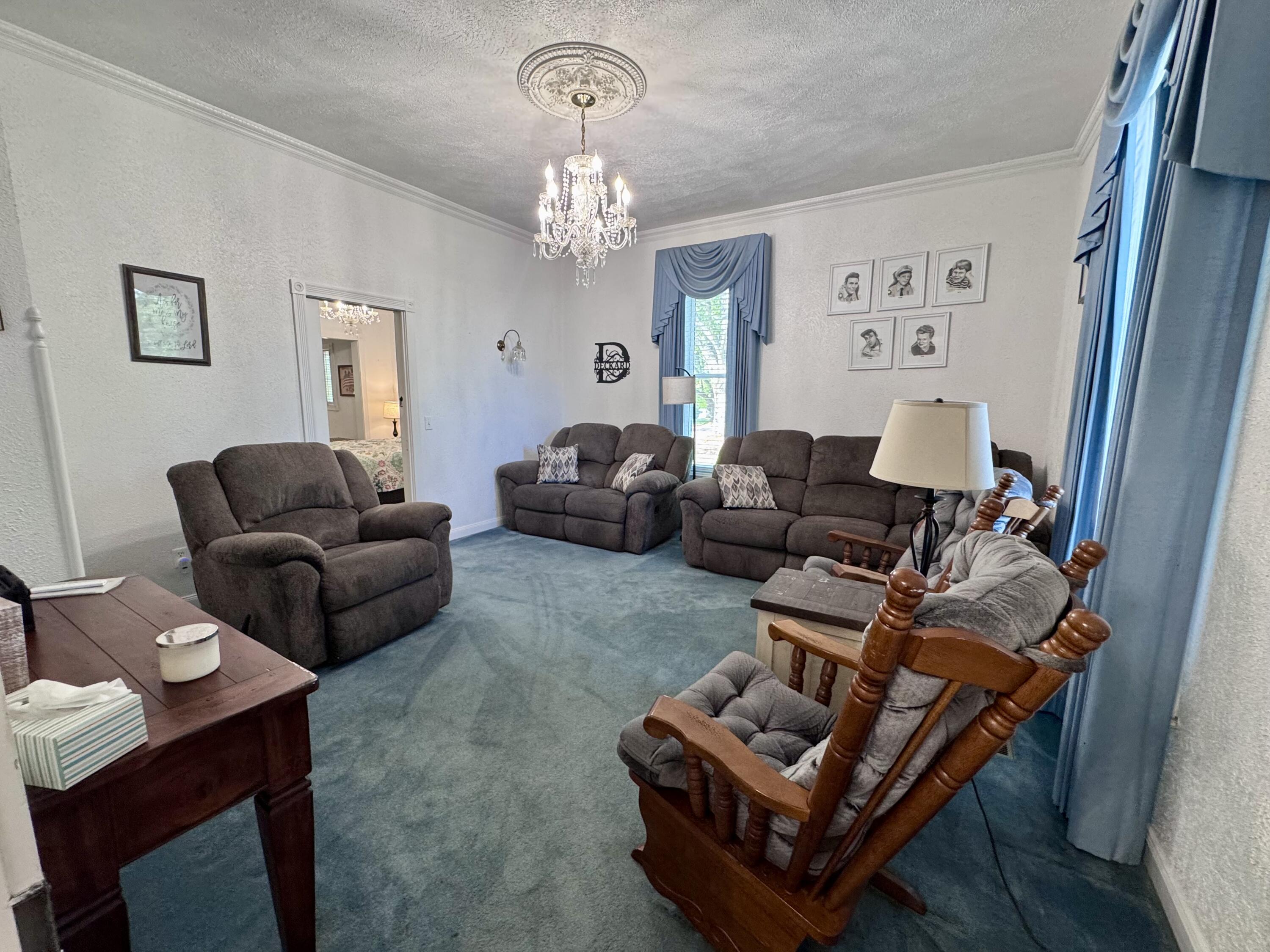 806 Broadway Street Property Photo 23