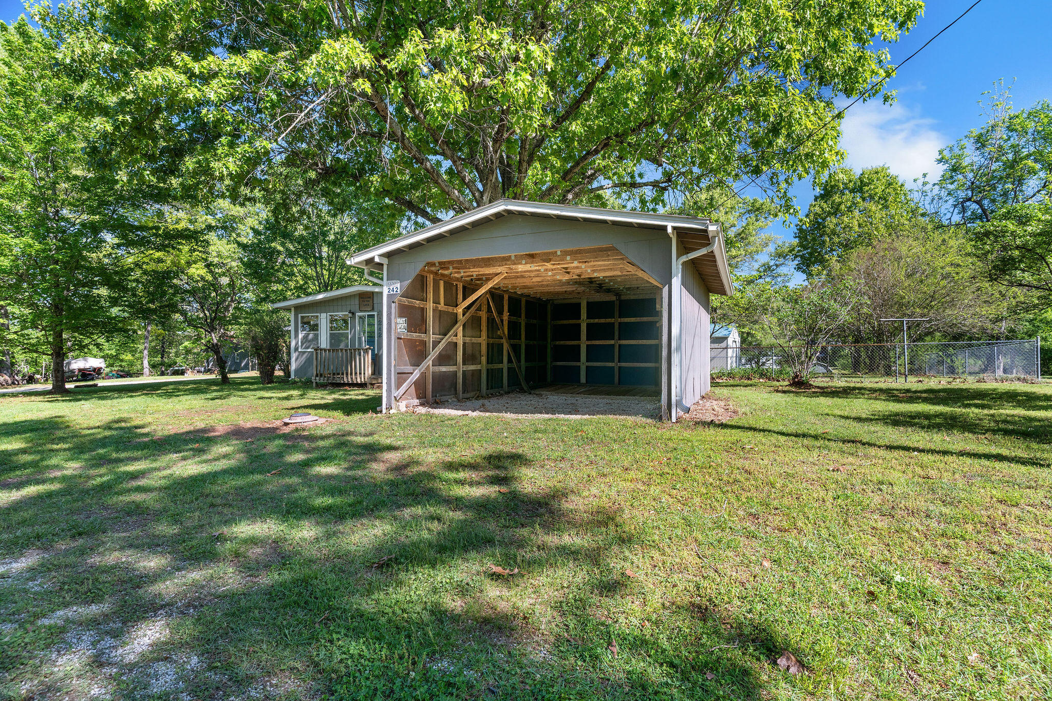 242 Gregory Road Property Photo 9